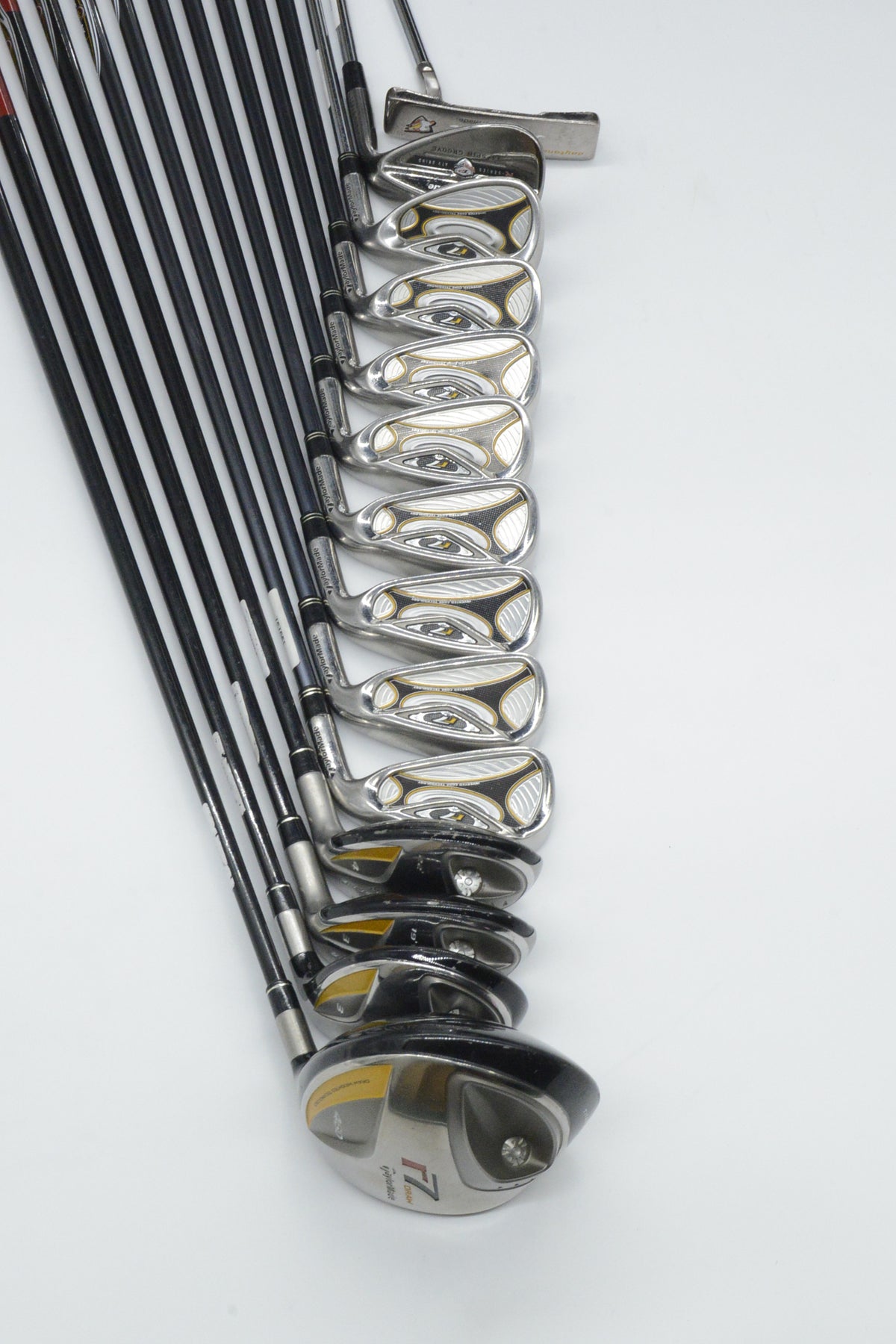 *Dented* TaylorMade R7 Mixed Full Set R Flex -0.25"