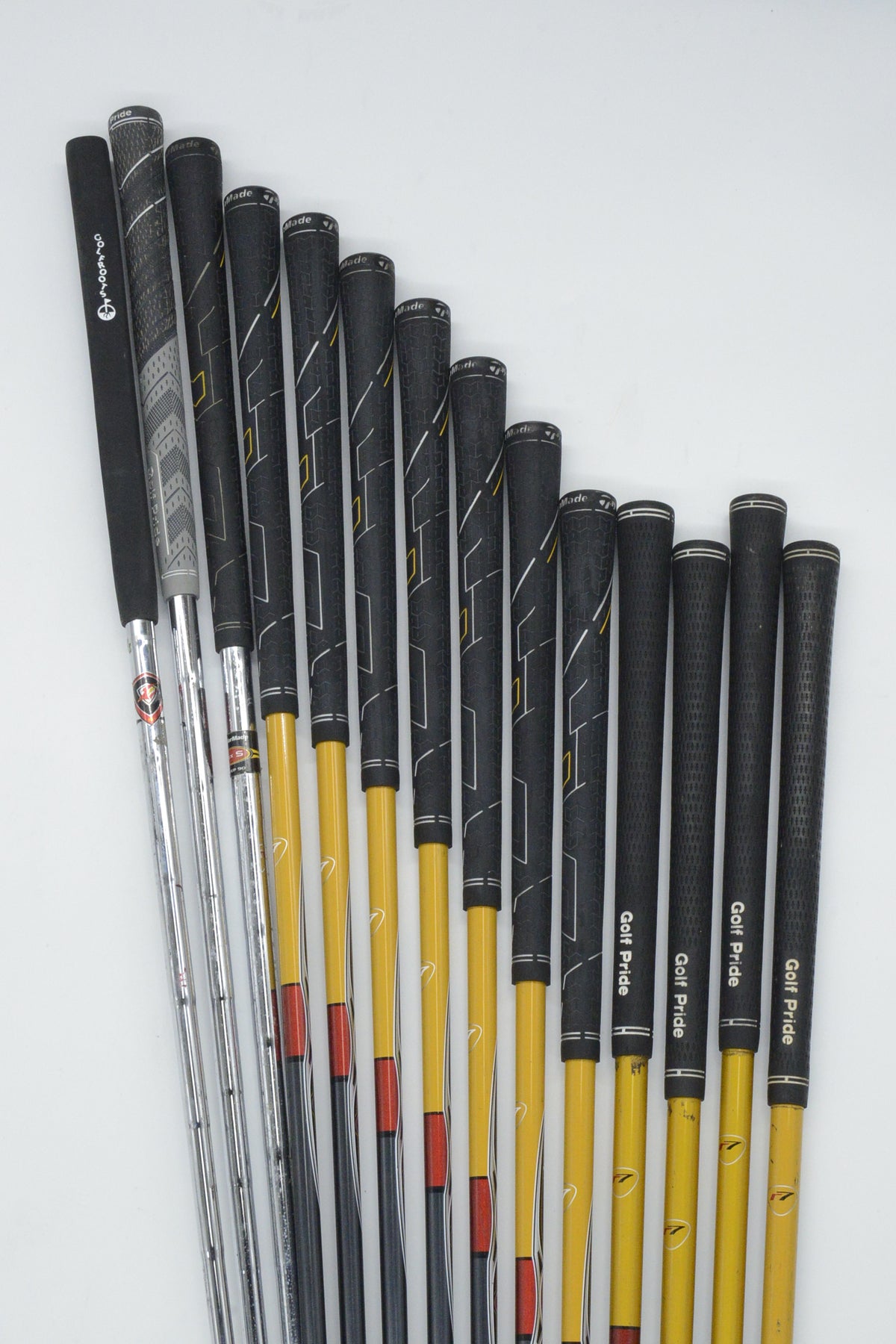 *Dented* TaylorMade R7 Mixed Full Set R Flex -0.25"