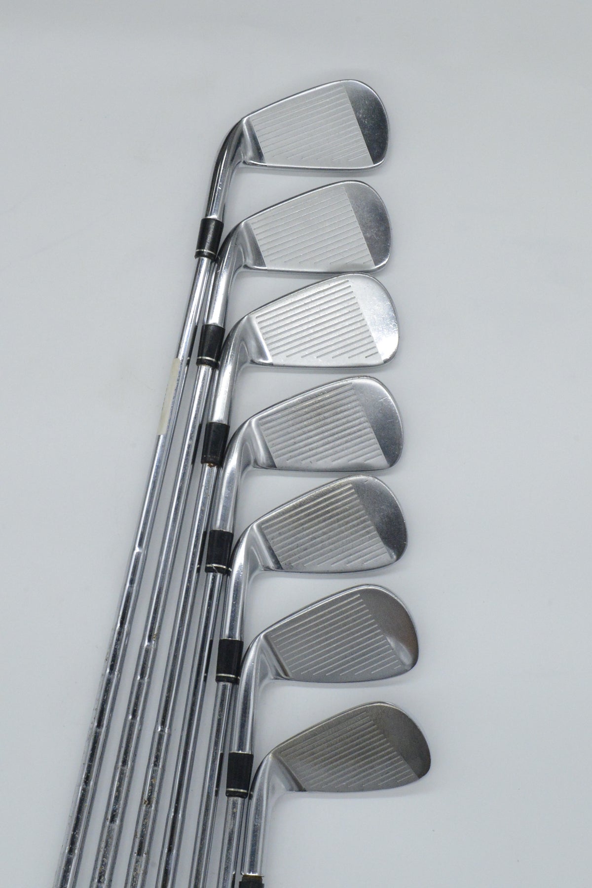 TaylorMade R11 4-9, AW Iron Set S Flex Std Length
