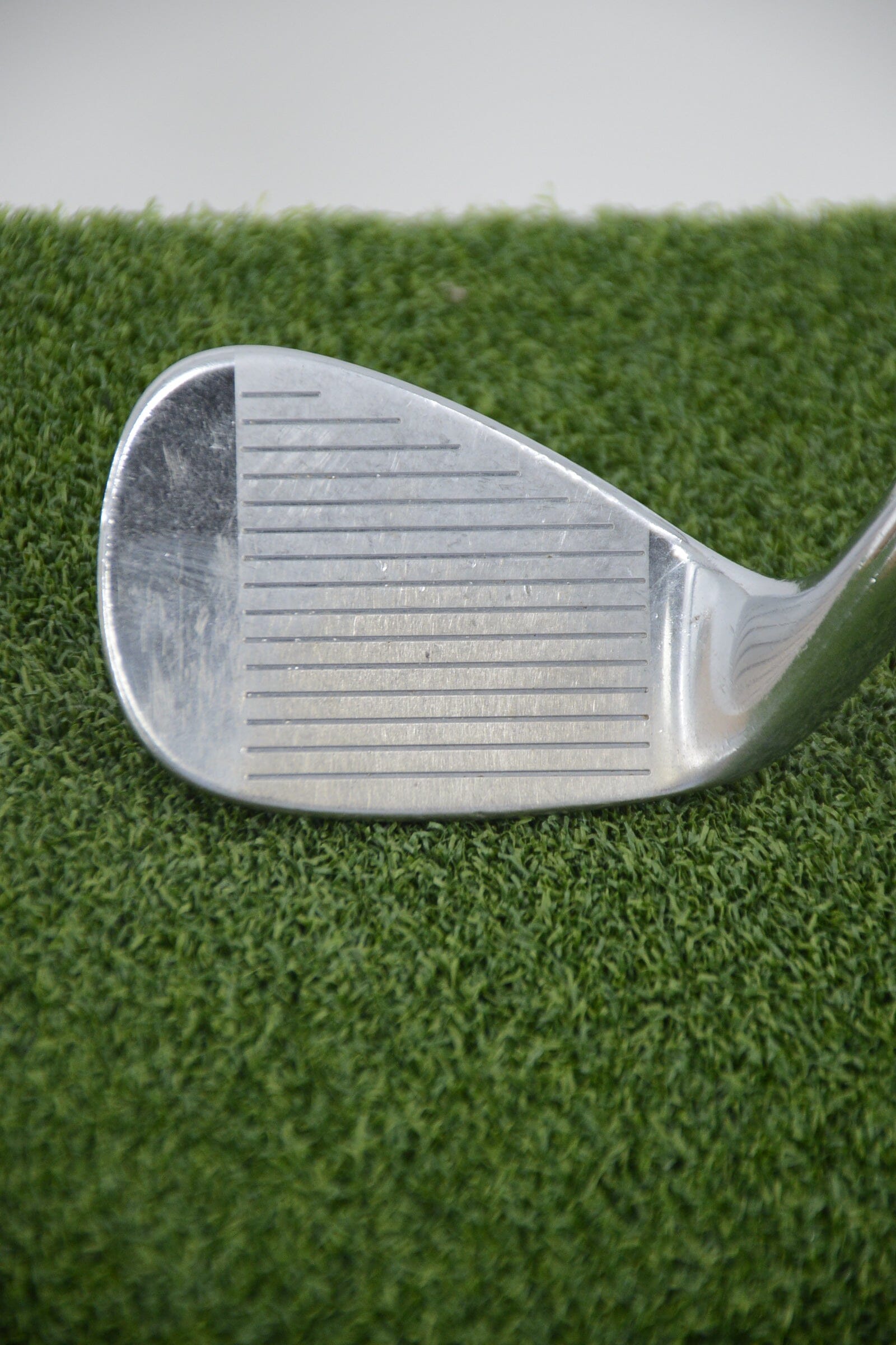 Cleveland CG12 Chrome 52 Degree Wedge Wedge Flex 34.25" Golf Clubs GolfRoots 