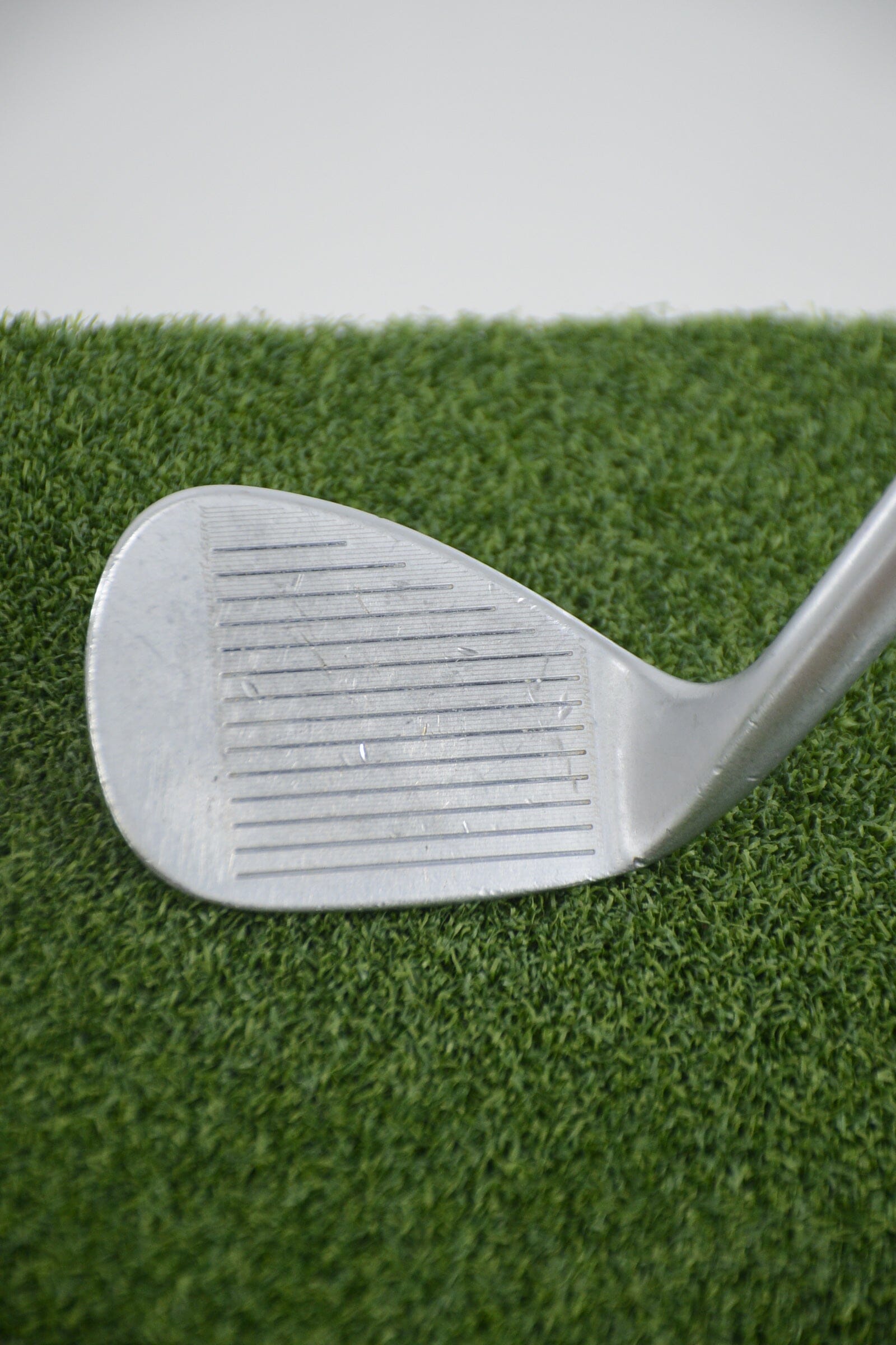 Cleveland 588 Tour ZipGrooves 54 Degree Wedge Wedge Flex 35.25" Golf Clubs GolfRoots 