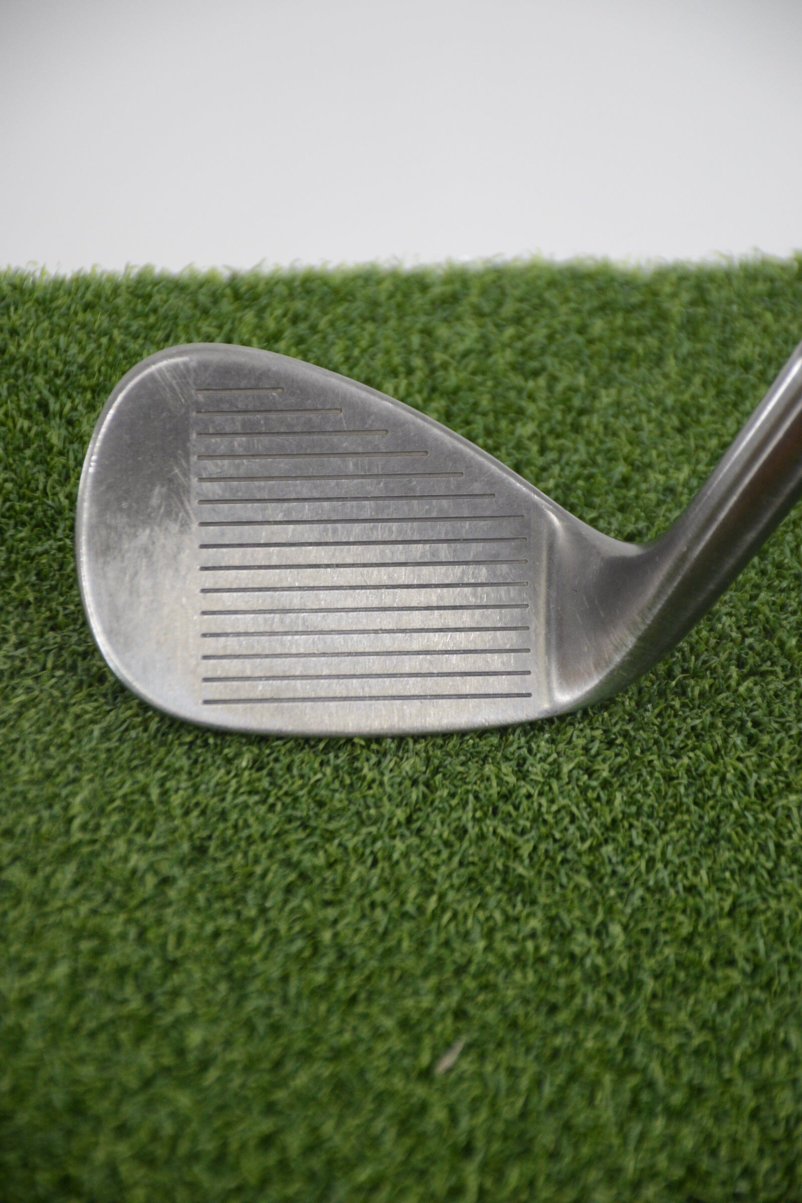 Cleveland CG14 Black Pearl 52 Degree Wedge Wedge Flex 35.5" Golf Clubs GolfRoots 