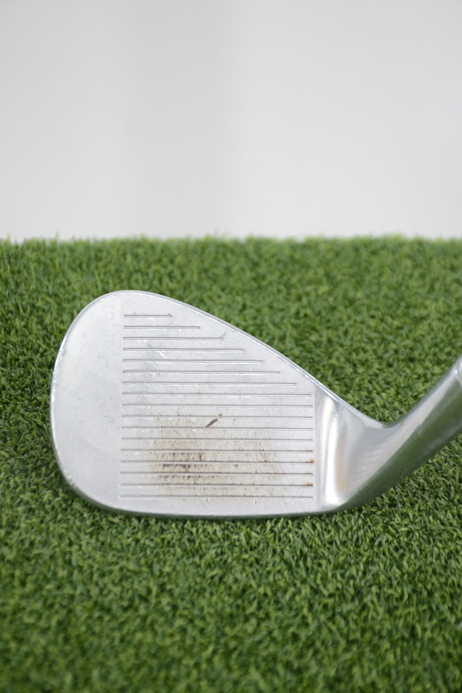 TaylorMade Milled Grind Satin Chrome 60 Degree Wedge S Flex 35.5"