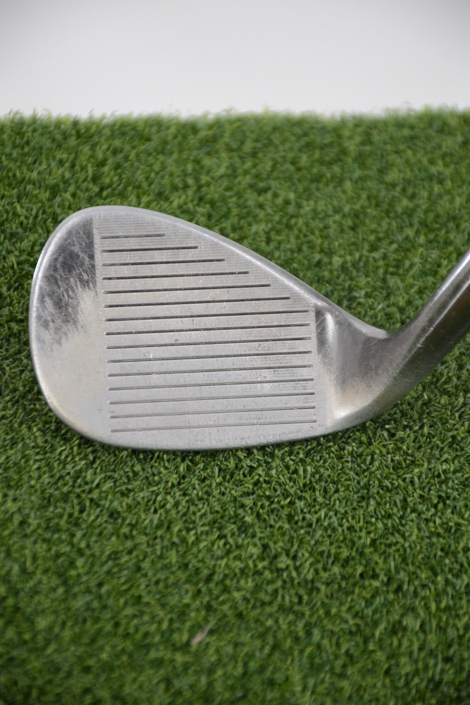Cleveland CG16 Satin Chrome 60 Degree Wedge Wedge Flex 35.25"