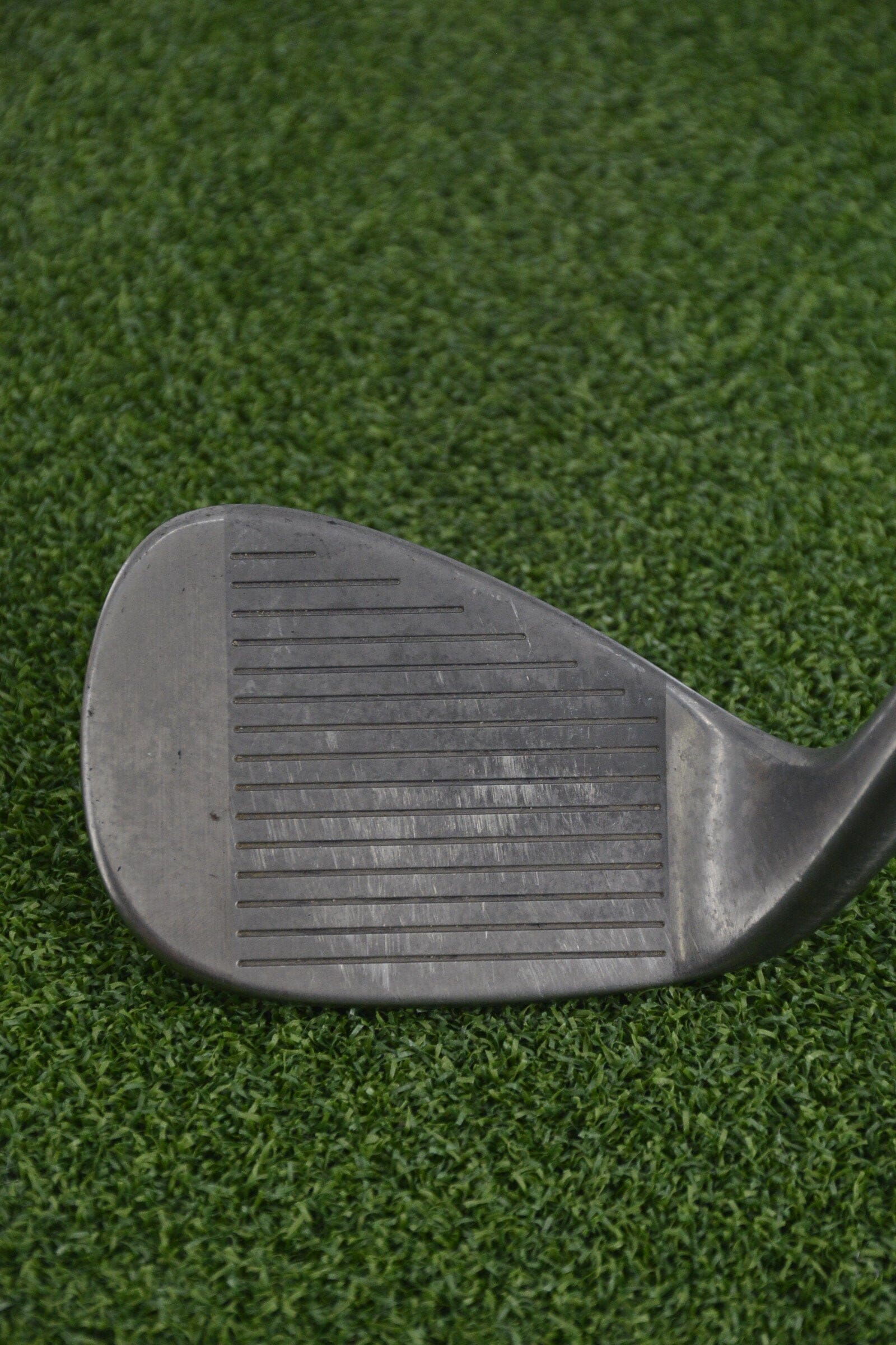 Cleveland CG12 Black Pearl 52 Degree Wedge Wedge Flex 35.5" Golf Clubs GolfRoots 