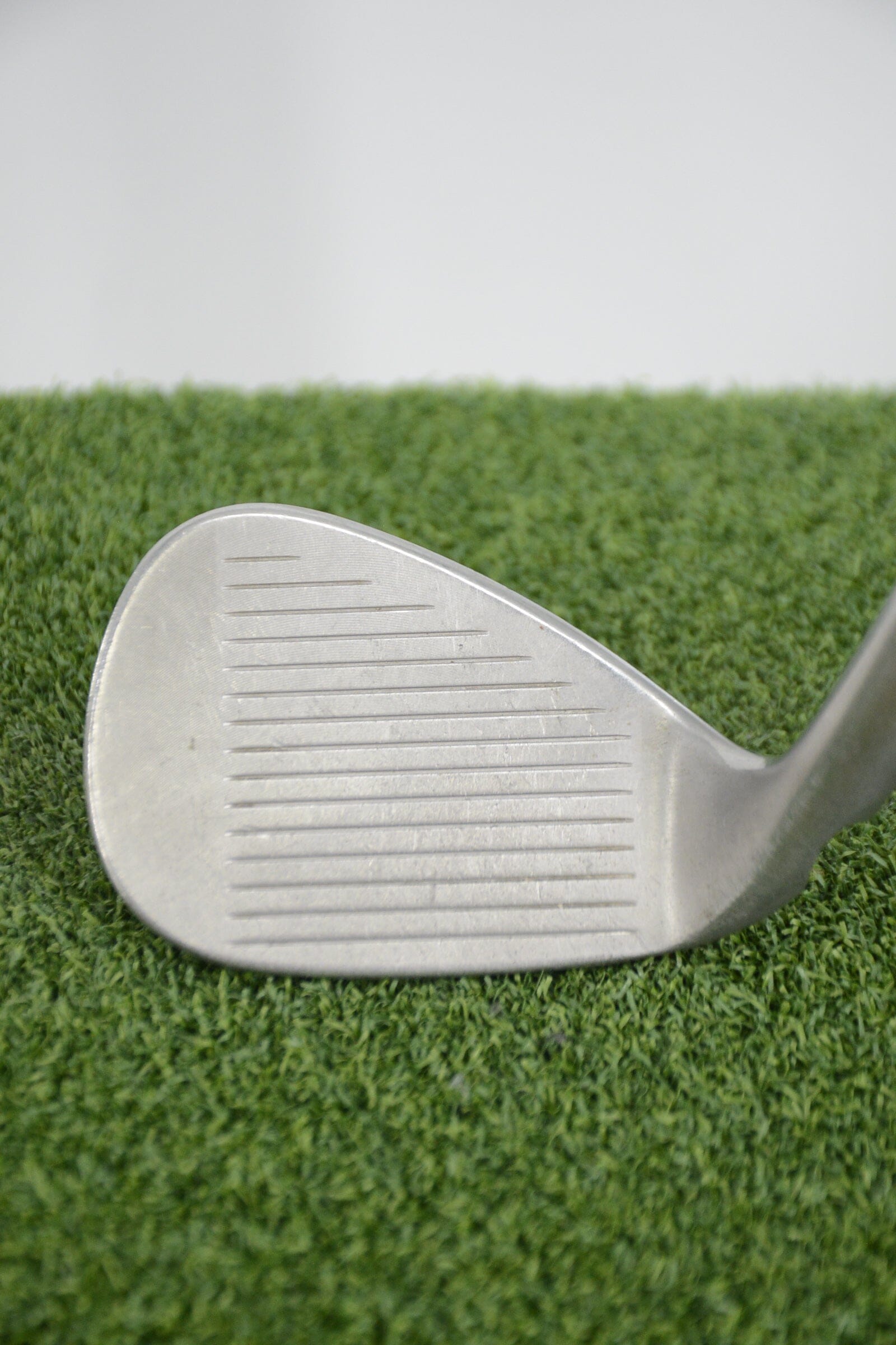 Ping Tour Gorge SS 56 Degree Wedge R Flex 35.25"