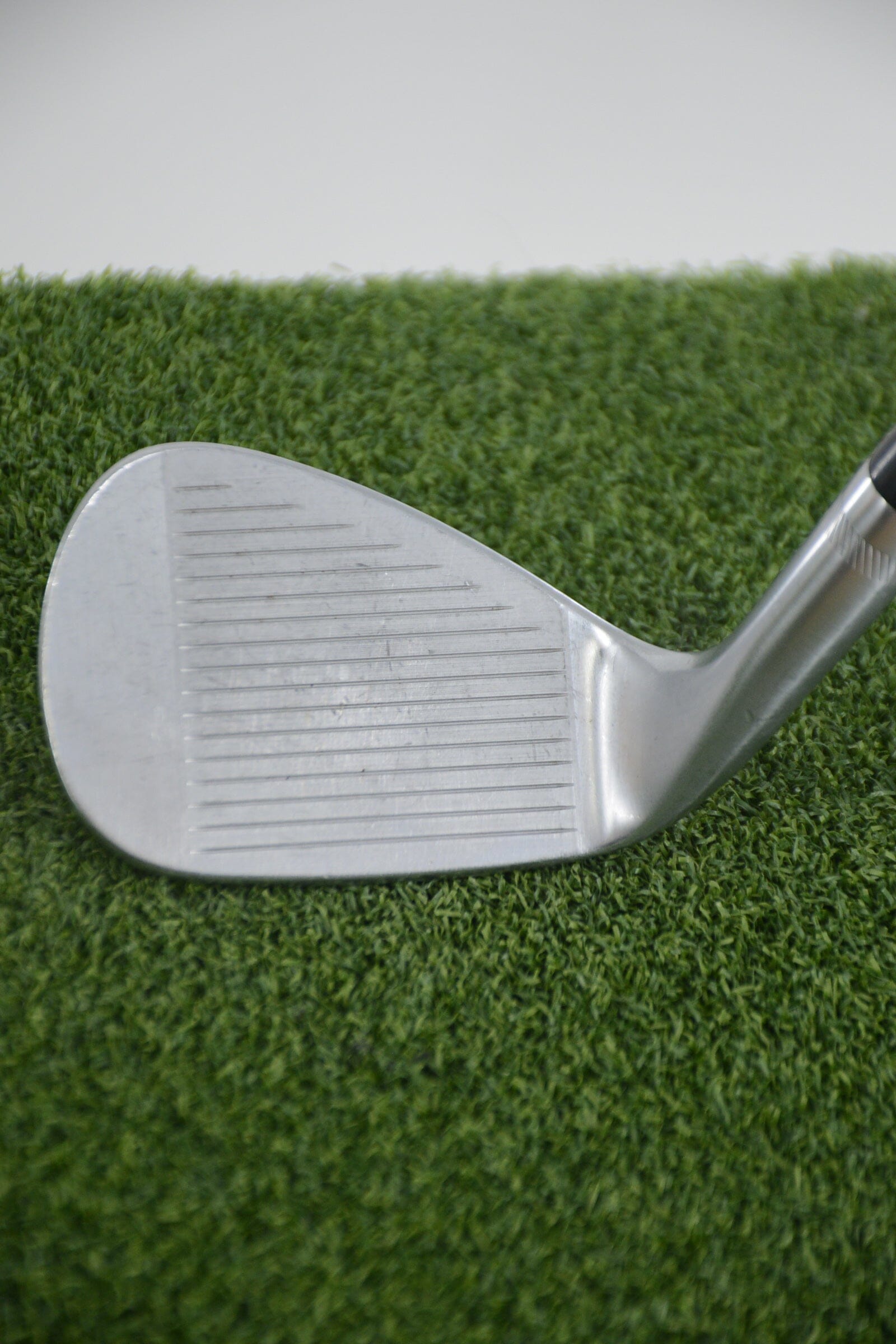 Titleist Vokey SM9 Tour Chrome 52 Degree Wedge Wedge Flex 35.25"