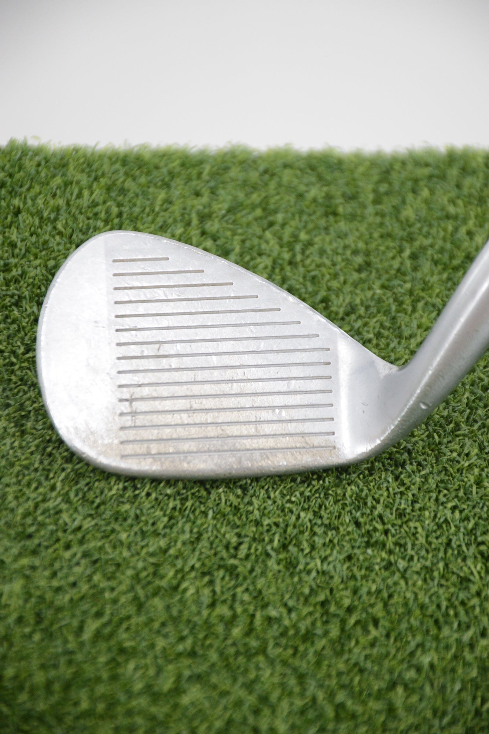 Mizuno T24 Soft White Satin 56 Degree Wedge R Flex 35" Golf Clubs GolfRoots 