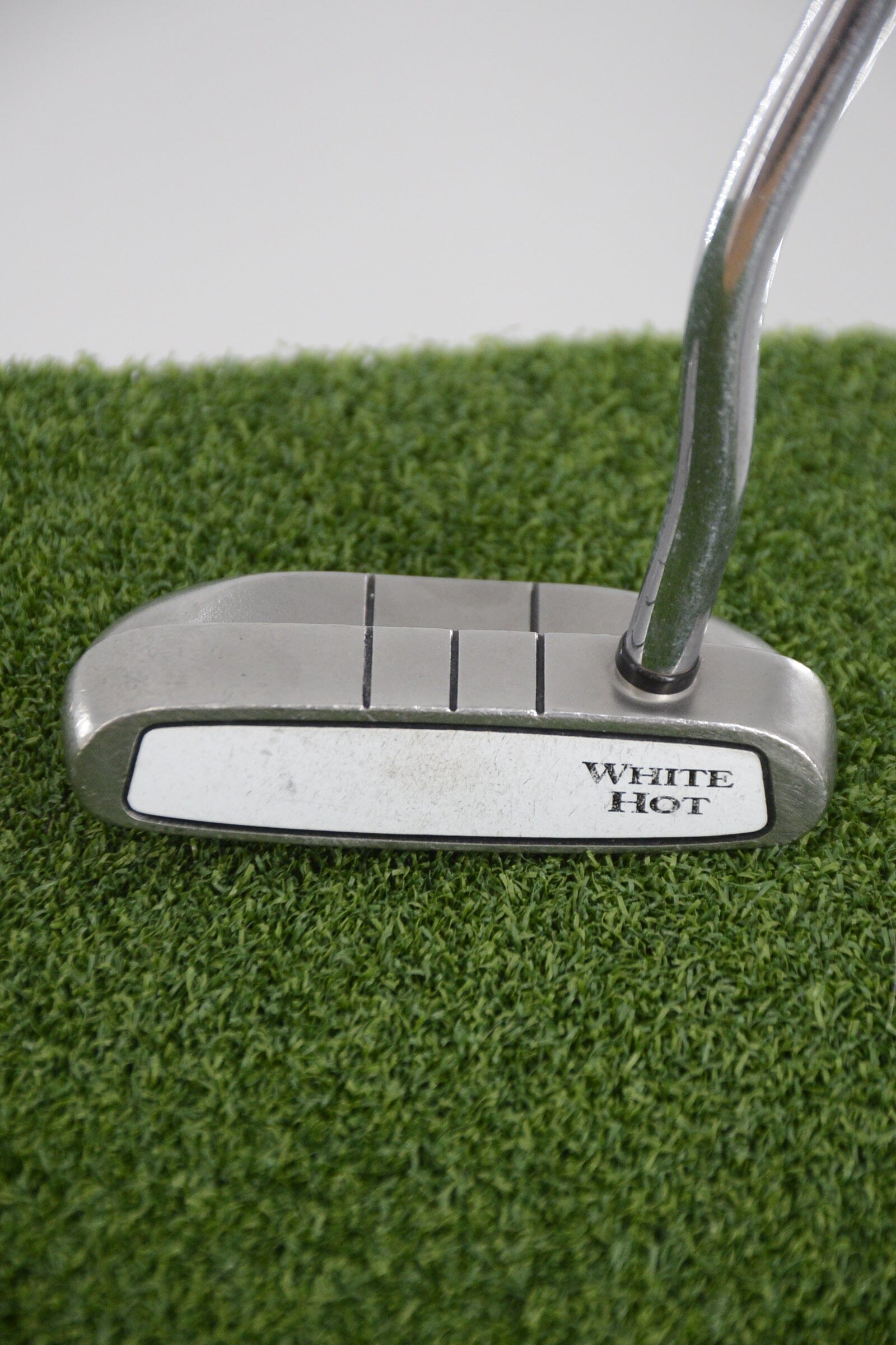 Odyssey White Hot Rossie Putter 33.25