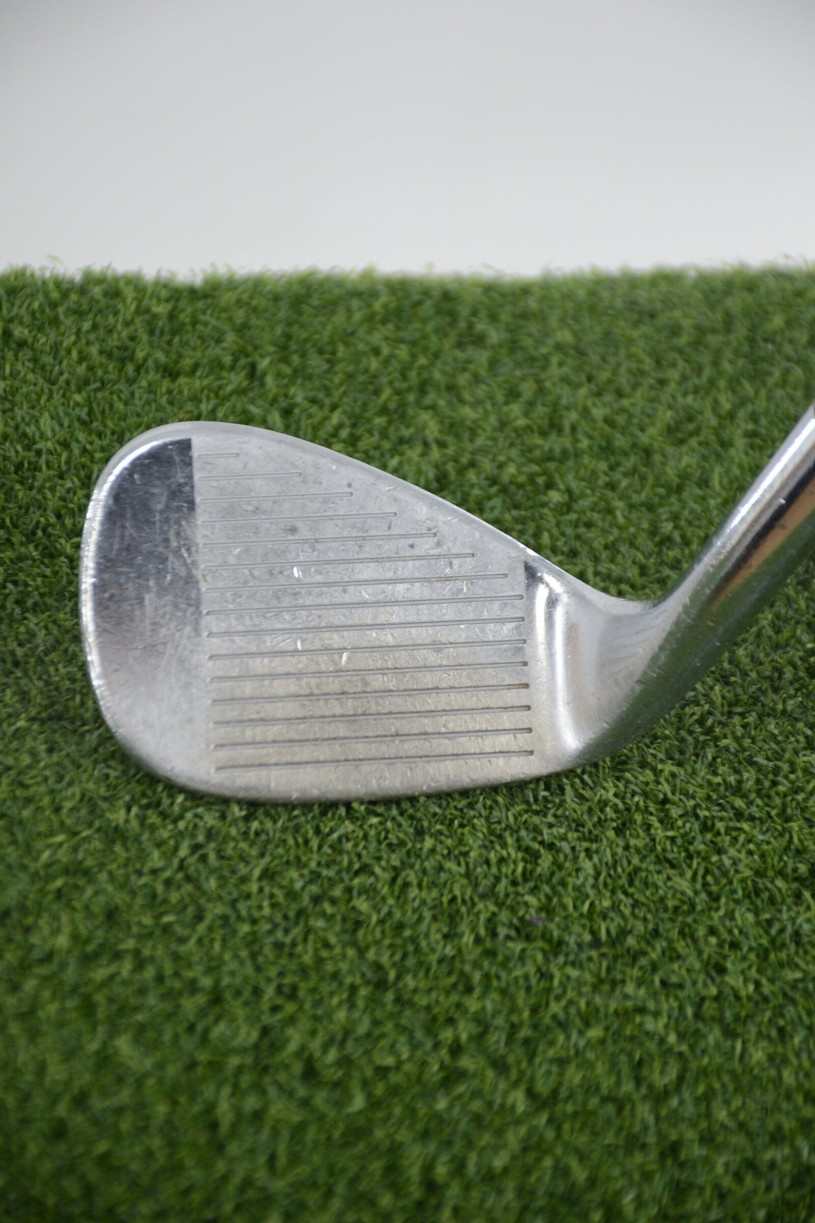 Cleveland 588 DSG 52 Degree Wedge Wedge Flex 35.5" Golf Clubs GolfRoots 