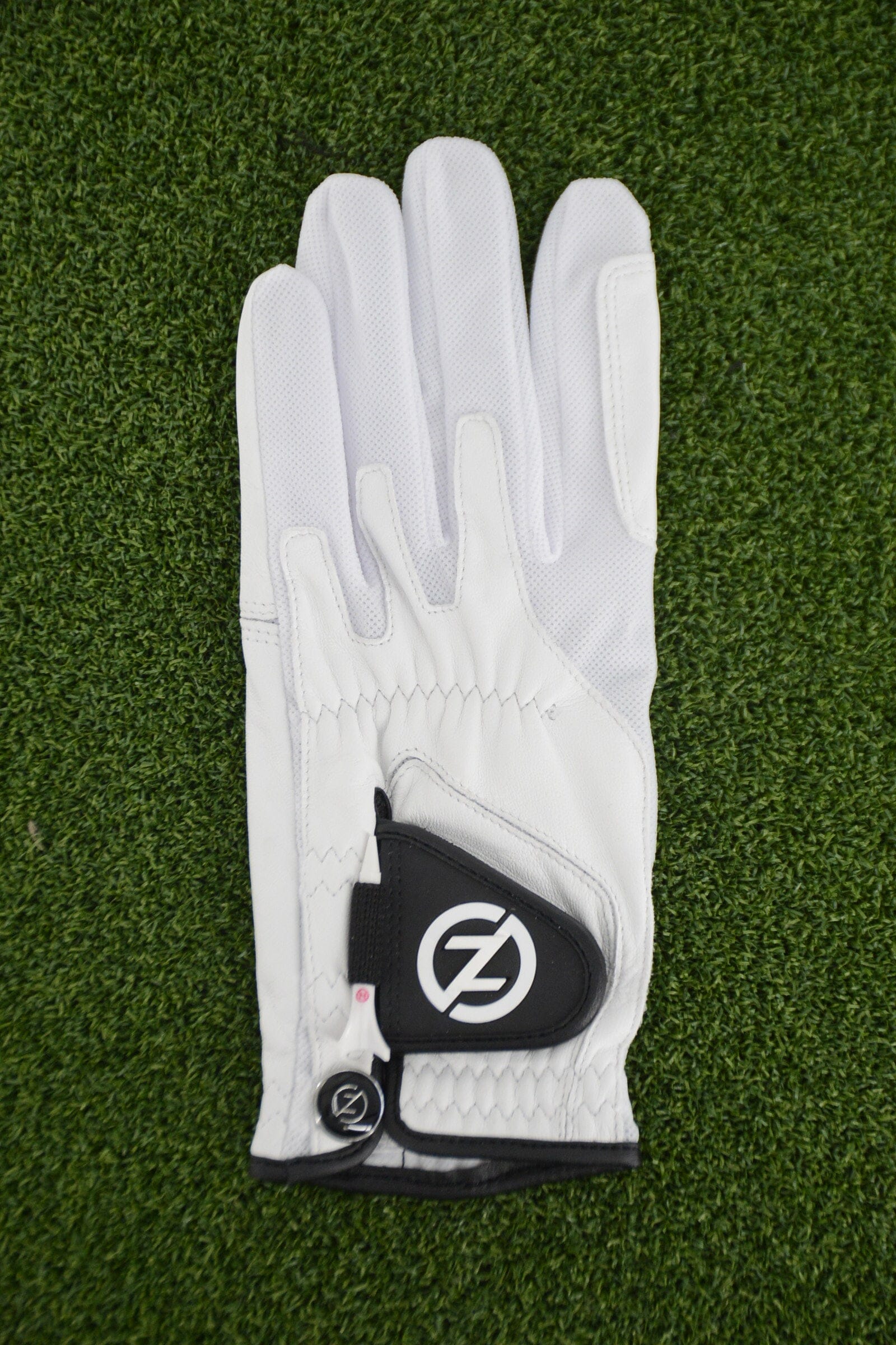 NEW Zero Friction Performance Glove - Universal Fit GolfRoots 