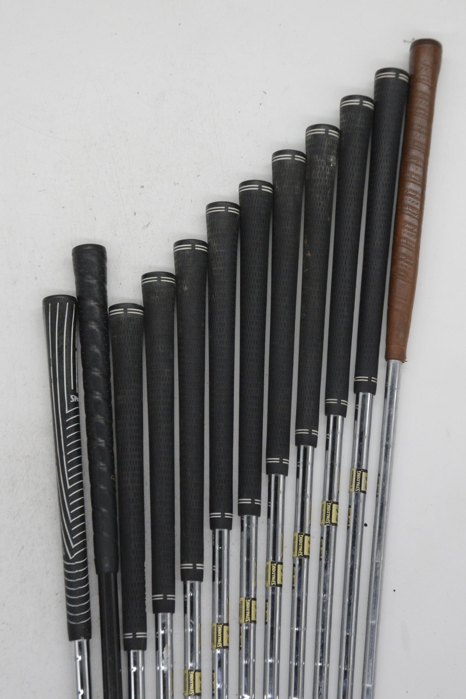 Spalding Executive EZ Mixed Full Set R Flex -0.5" Golf Clubs GolfRoots 