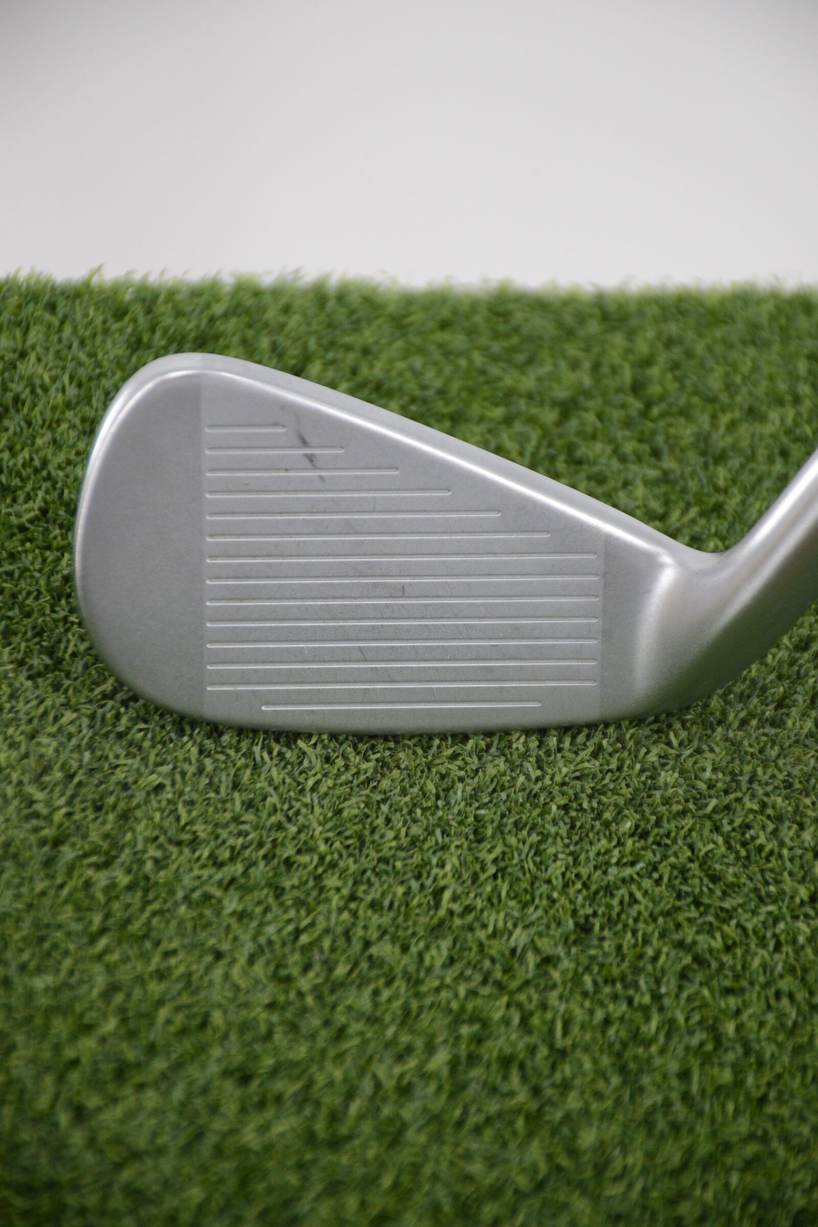 TaylorMade R9 4 Iron S Flex 38.5" Golf Clubs GolfRoots 