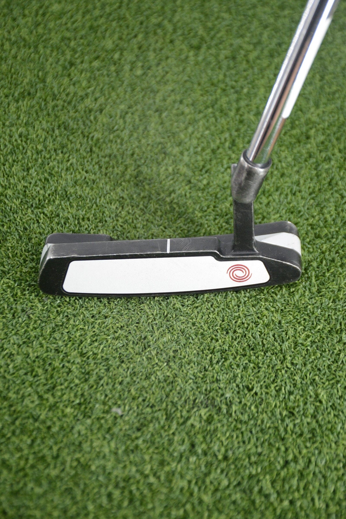 Odyssey Versa 2 Black Putter 33"