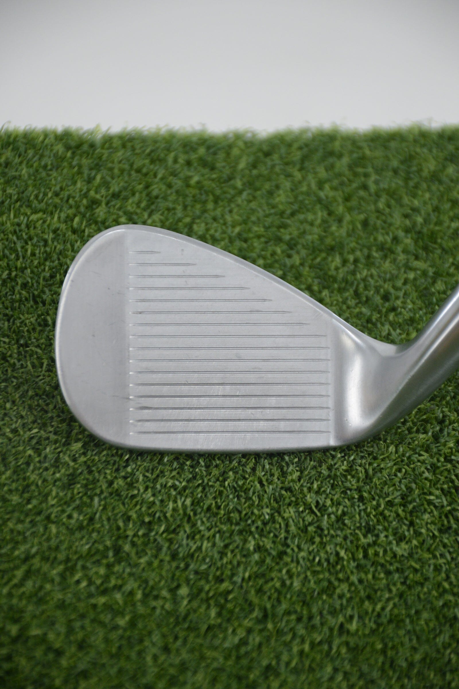 Titleist Vokey SM10 Tour Chrome 46 Degree Wedge Wedge Flex 35.75"
