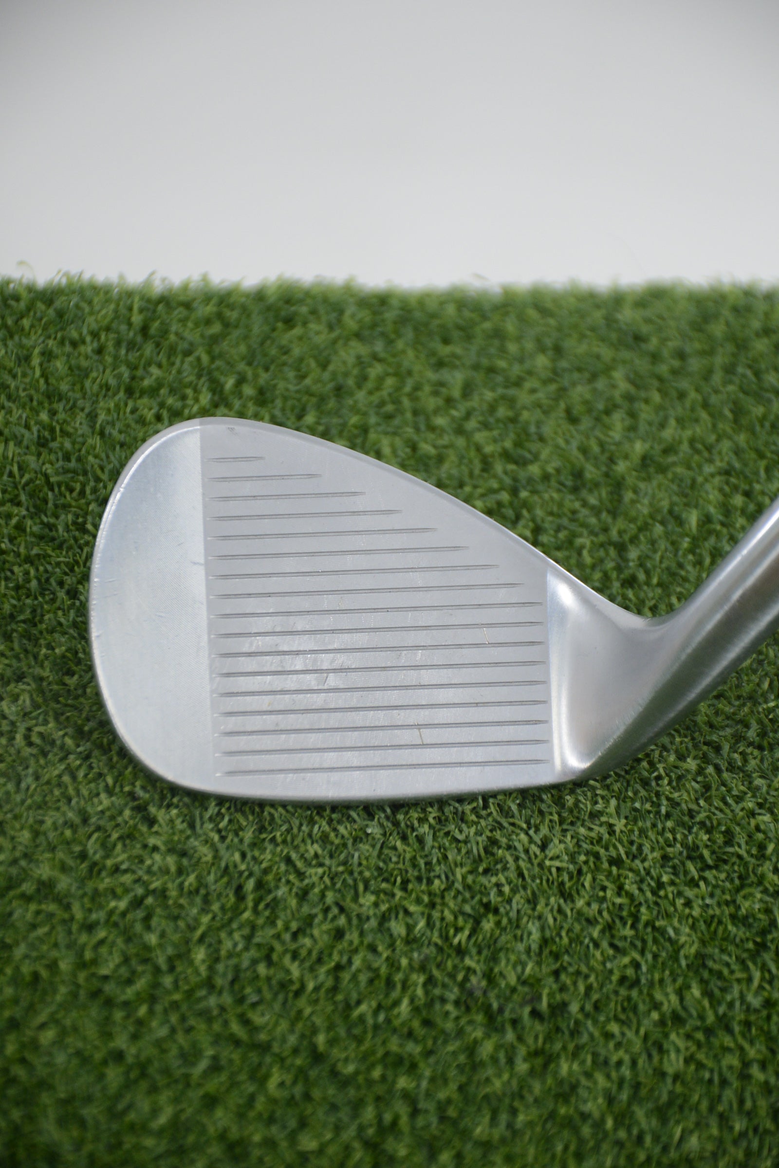 Titleist Vokey SM5 Tour Chrome 56 Degree Wedge Wedge Flex 35.25"