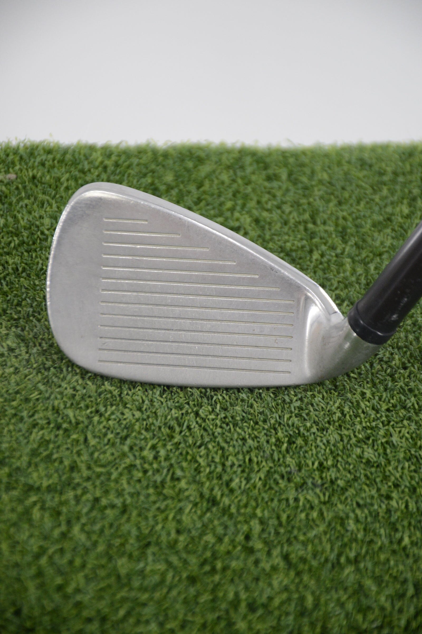 Wilson Deep Red 8 Iron R Flex 36.5" Golf Clubs GolfRoots 