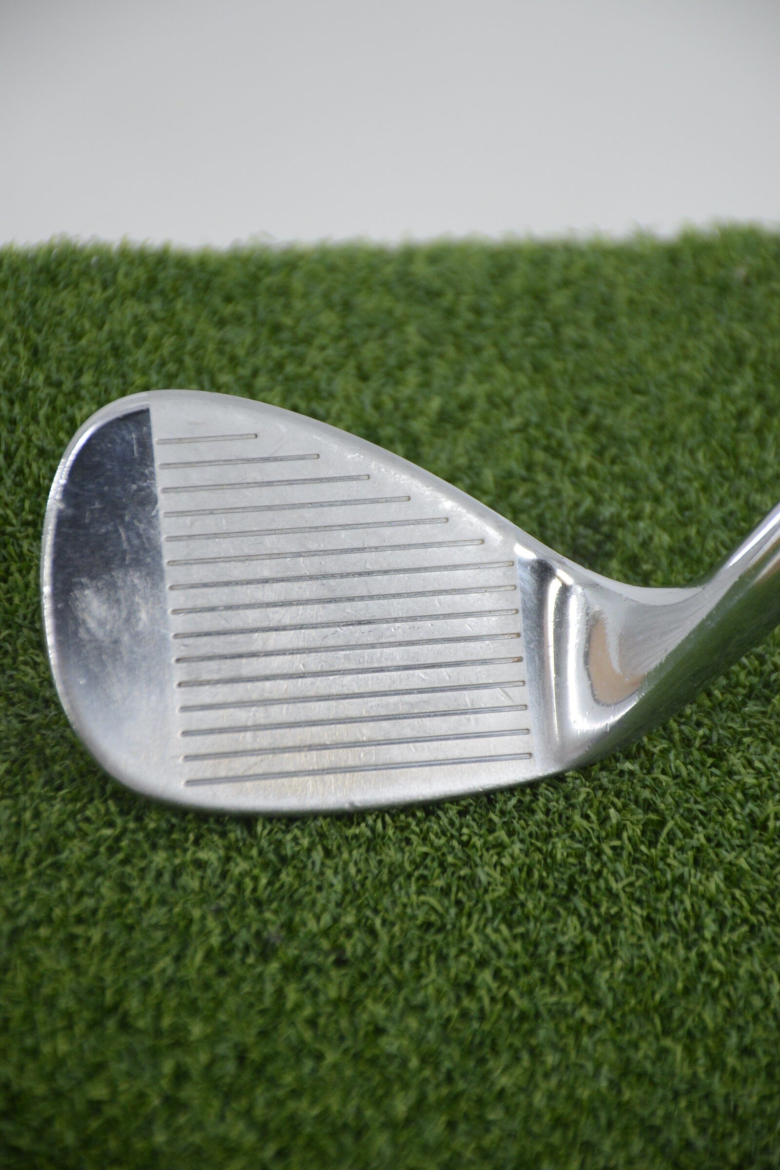 Cleveland CG12 Chrome 56 Degree Wedge Wedge Flex 35.25" Golf Clubs GolfRoots 