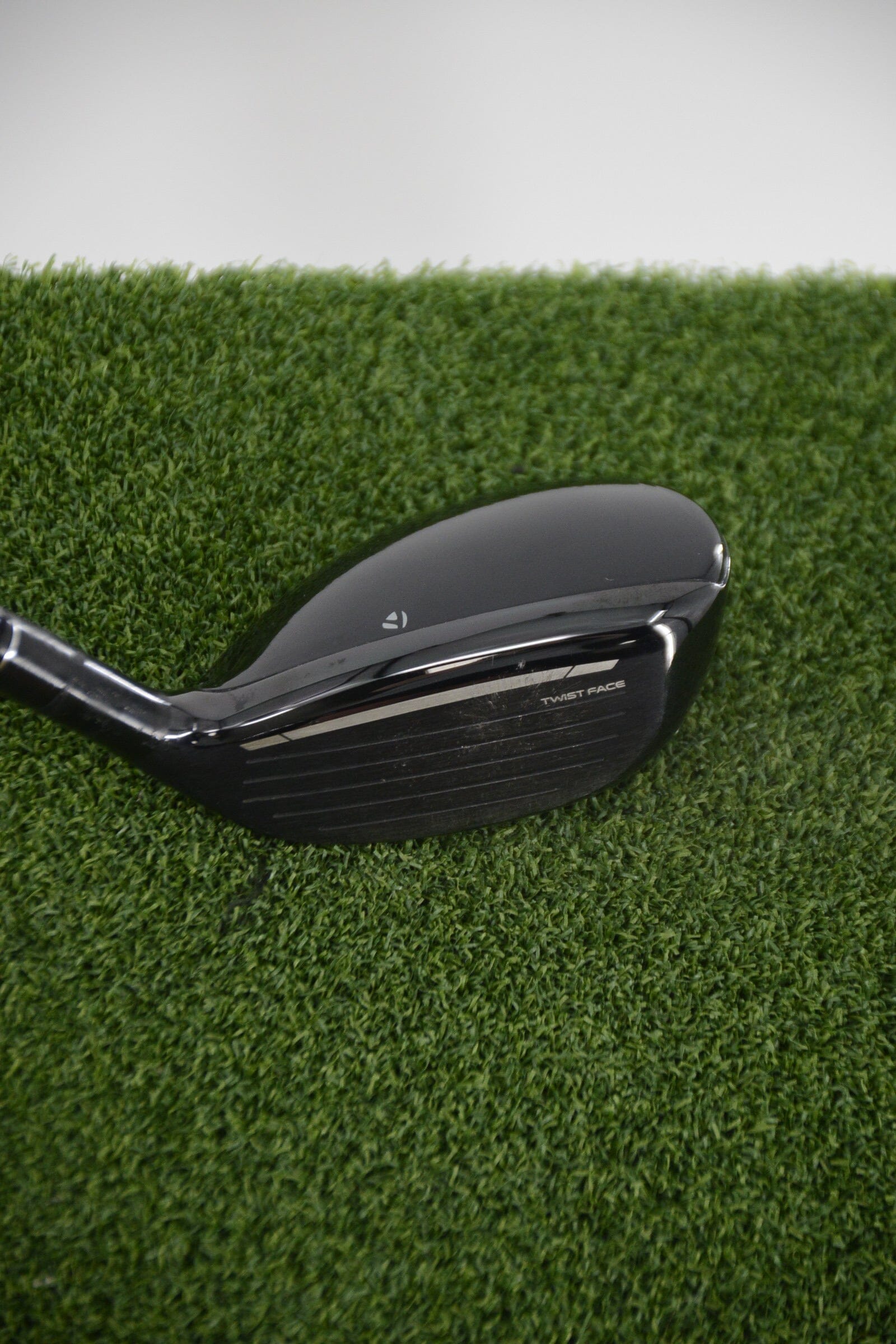 Lefty TaylorMade Qi10 Rescue 3 Hybrid S Flex 40.5" Golf Clubs GolfRoots 