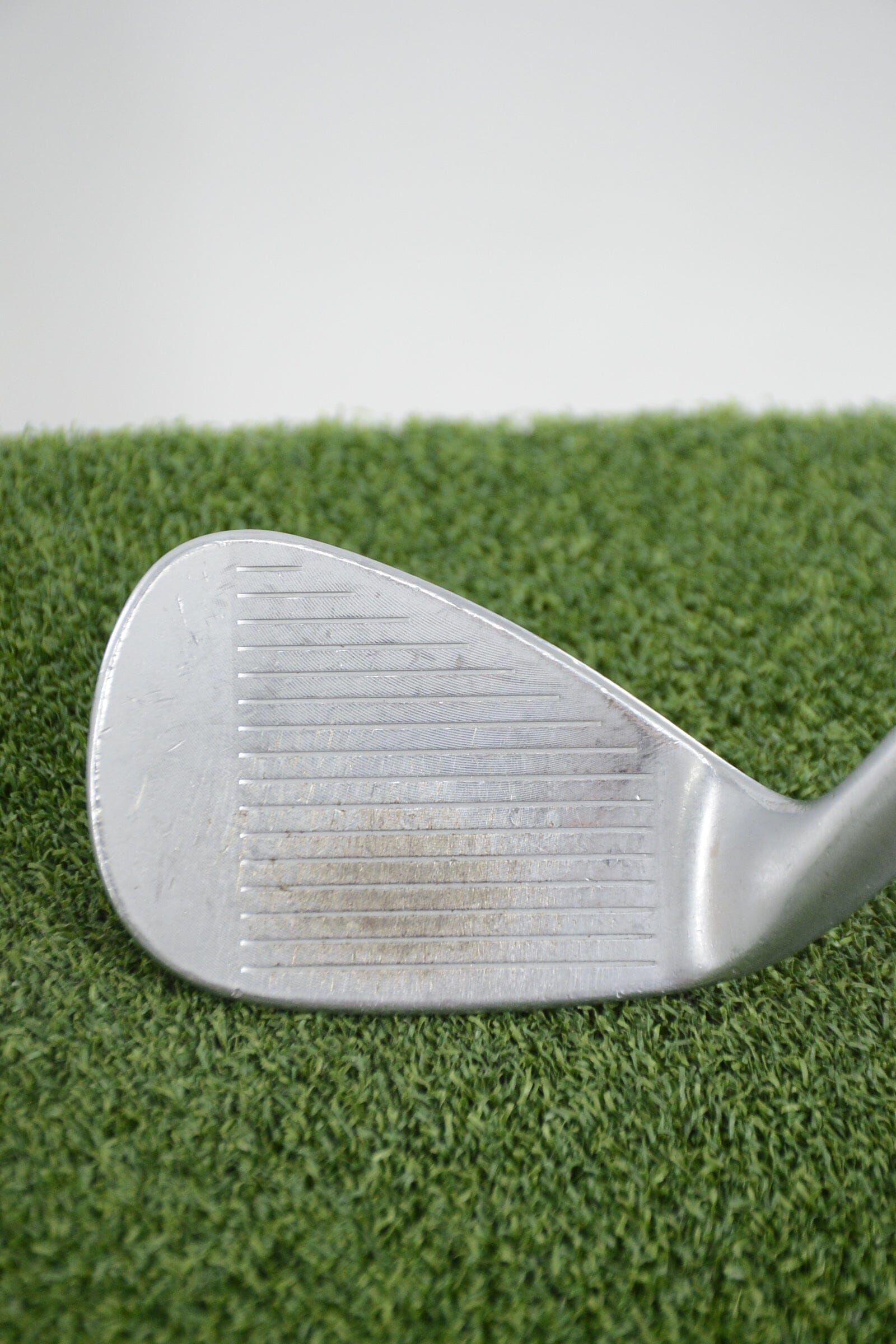 Titleist Vokey Spin Milled 52 Degree Wedge Wedge Flex 35.25" Golf Clubs GolfRoots 