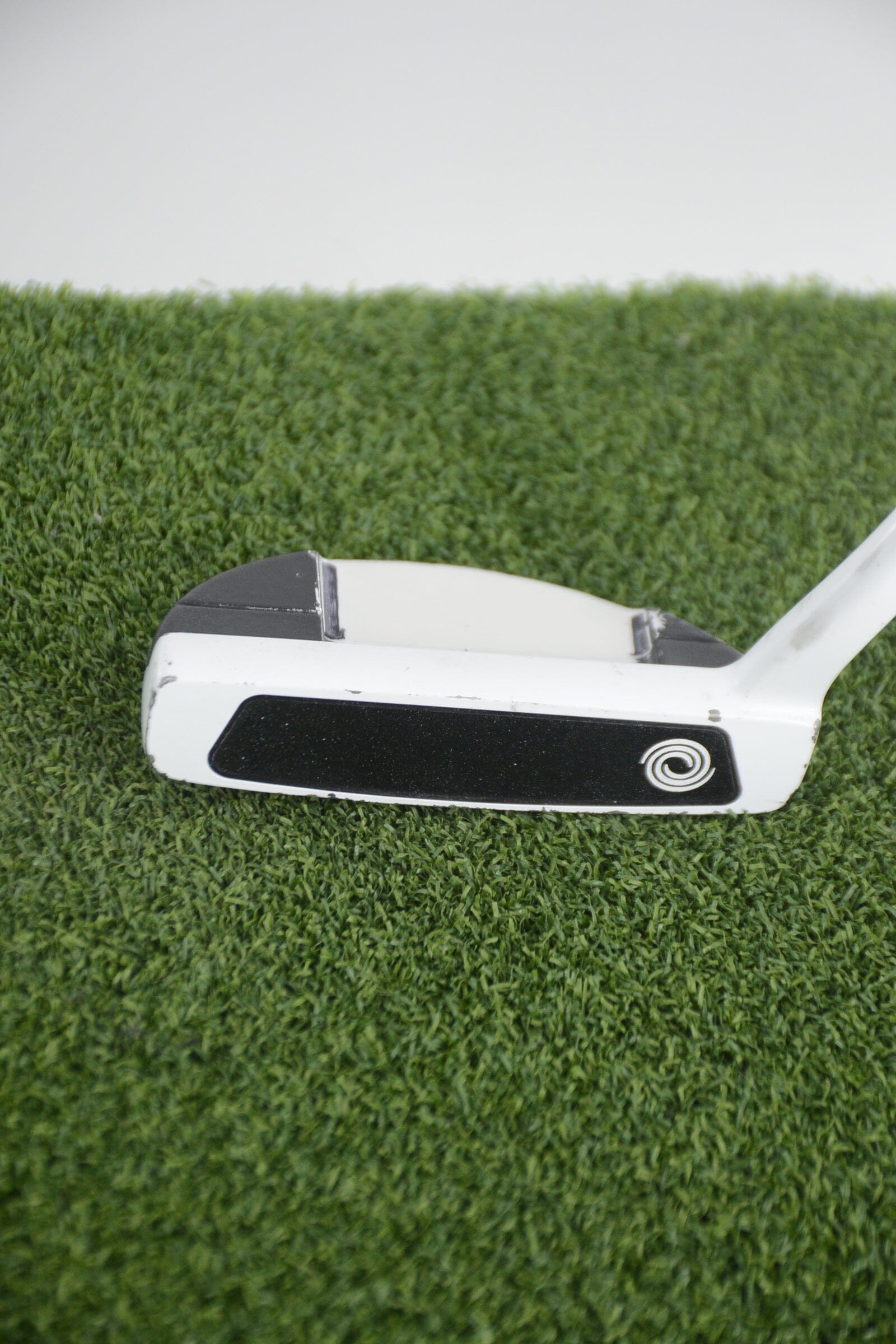 Odyssey Versa 9 White Putter 31.75" Golf Clubs GolfRoots 