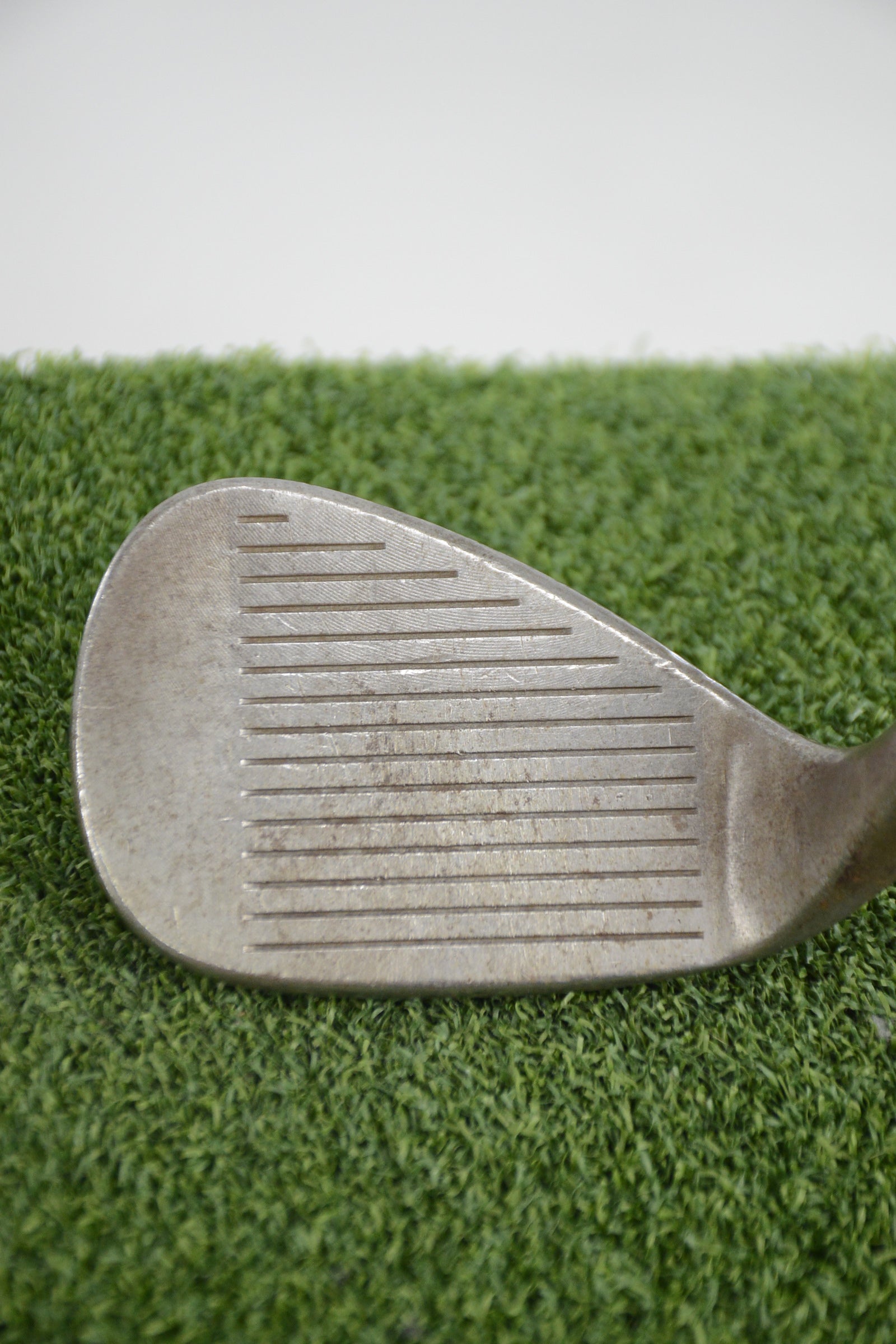 Titleist Vokey Spin Milled 56 Degree Wedge R Flex 34.5"