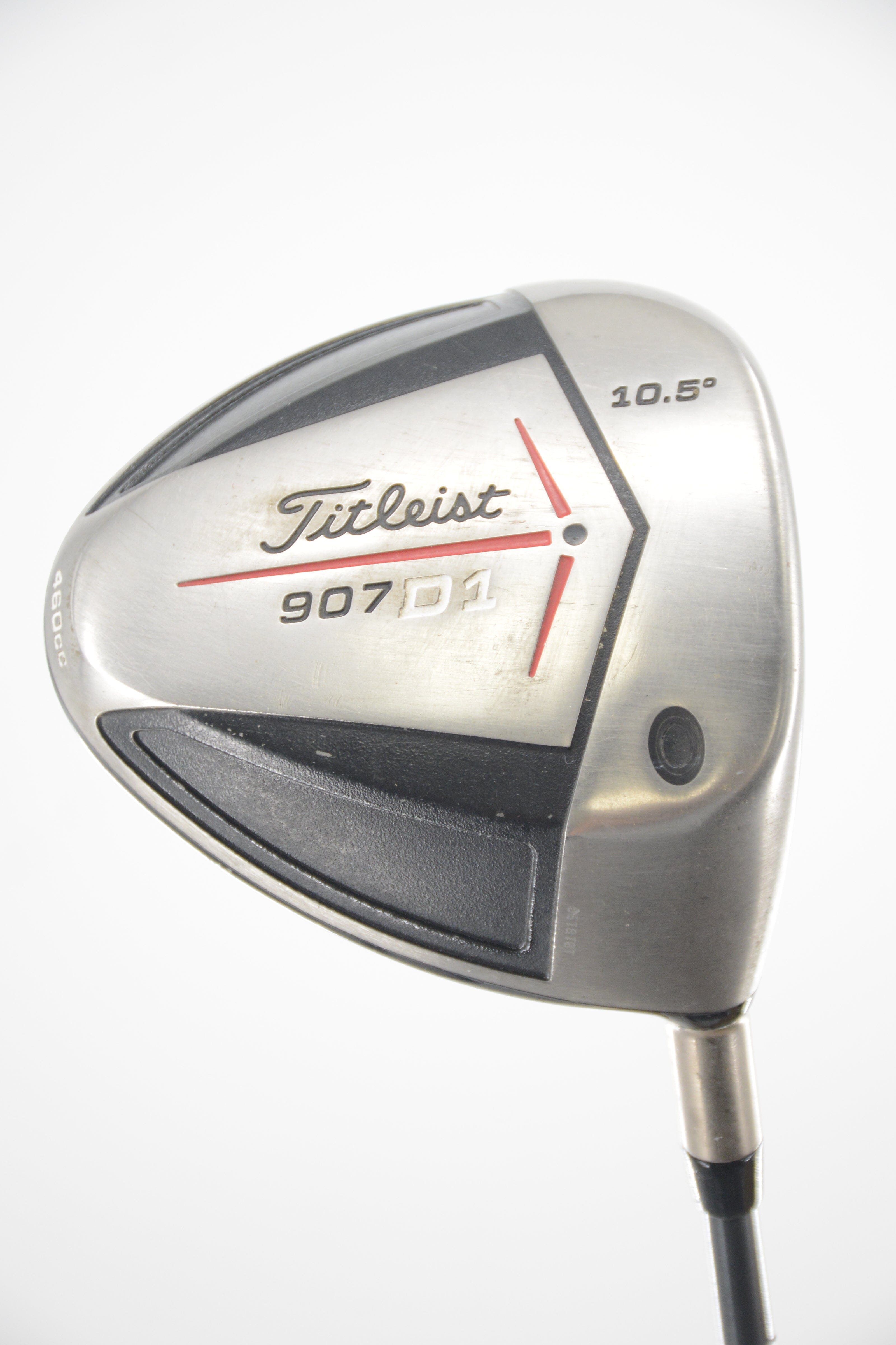 Titleist 907 D1 selling Driver 10.5* Regular Flex Right Handed