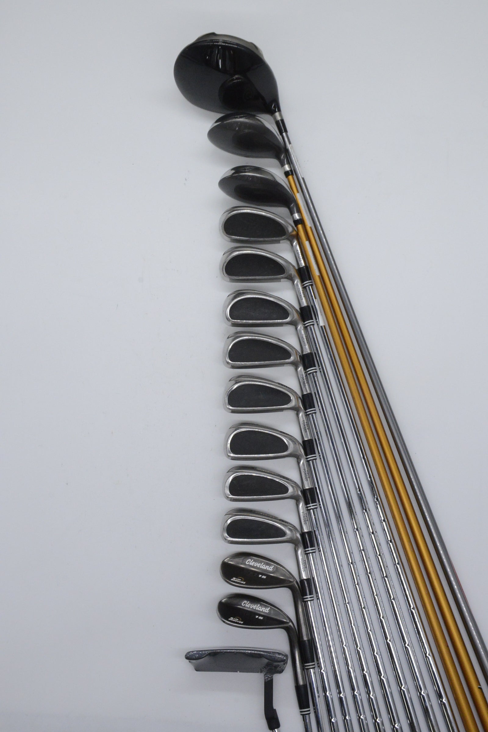 Cleveland 588 Altitude Mixed Full Set R Flex +0.25"