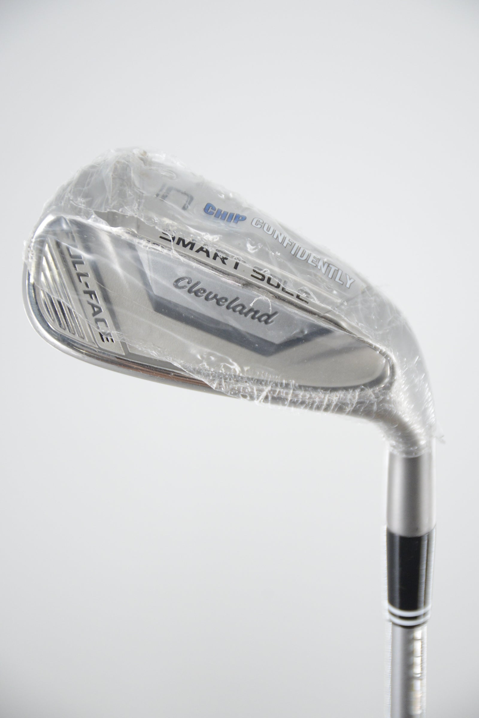NEW Women's Cleveland Smart Sole Full Face Chipper W Flex 34"