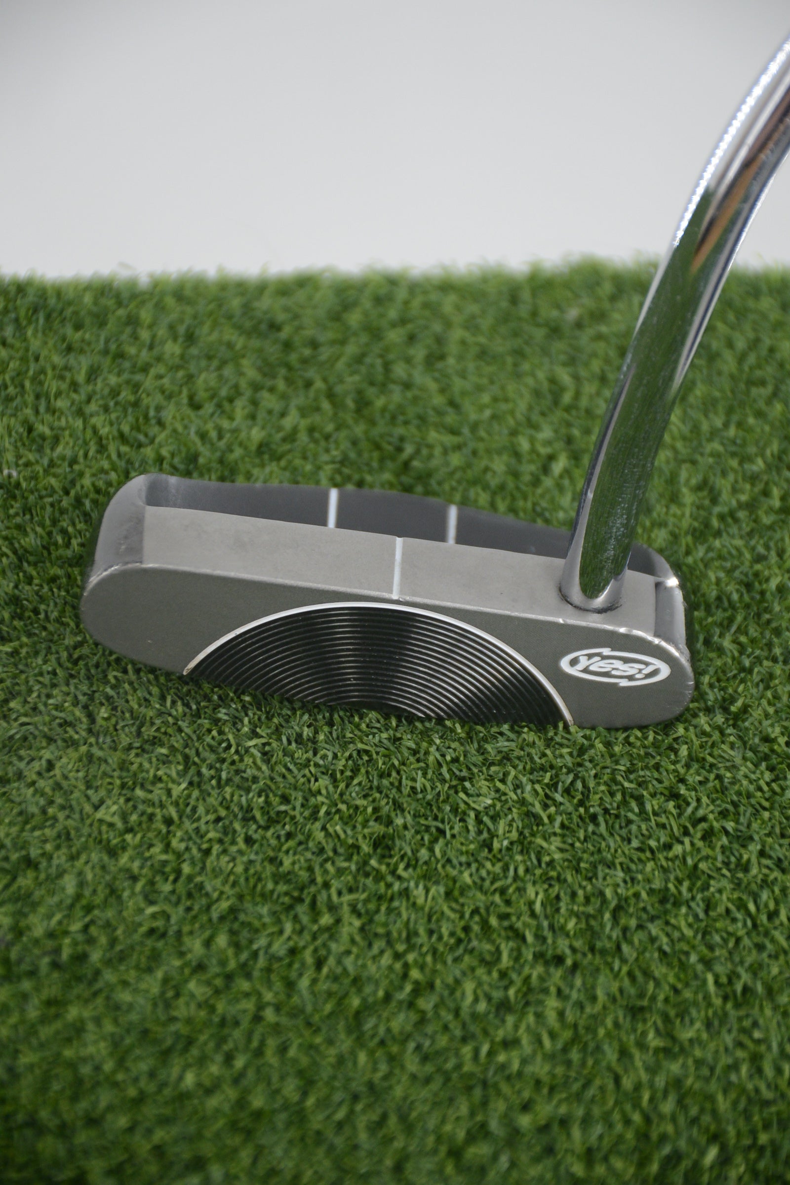 Yes! C-Groove Marilyn Putter 31.5"