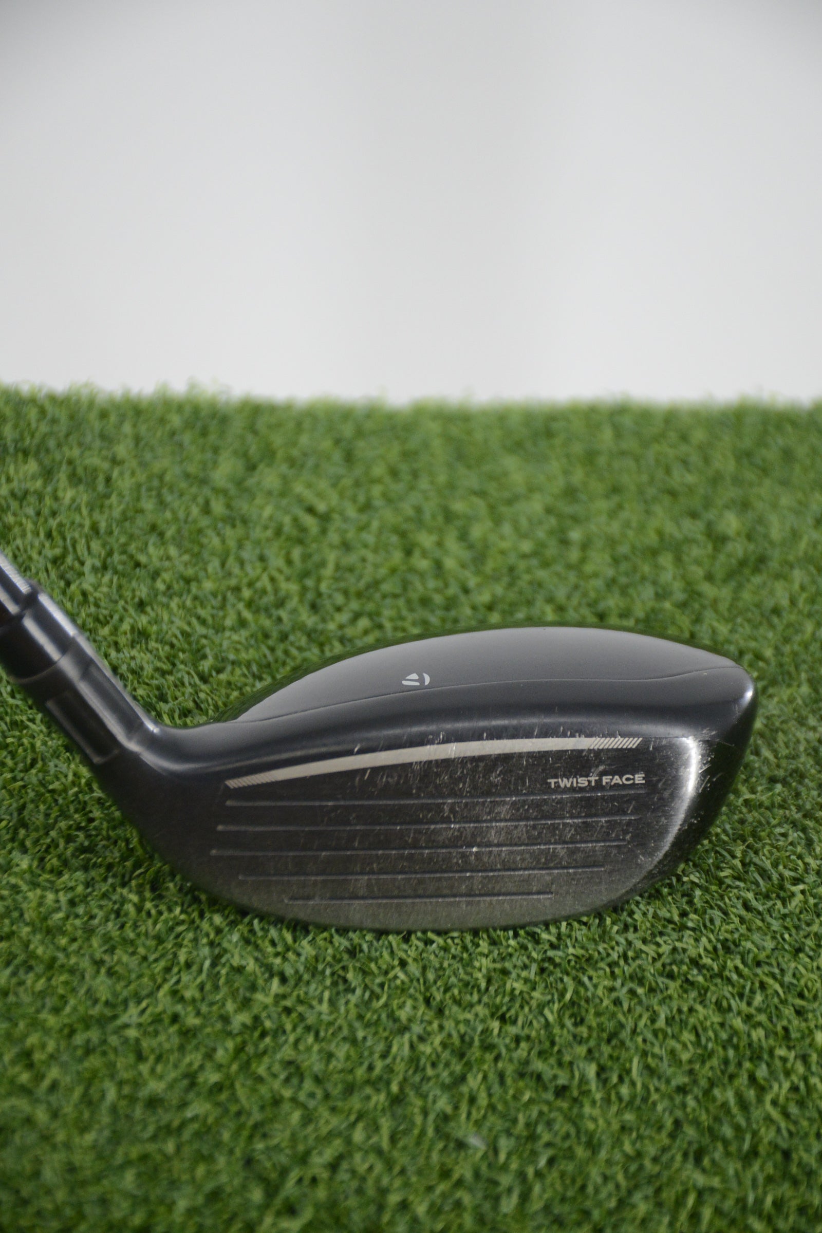 Lefty TaylorMade Stealth 2 Rescue 3 Hybrid S Flex 40.75"