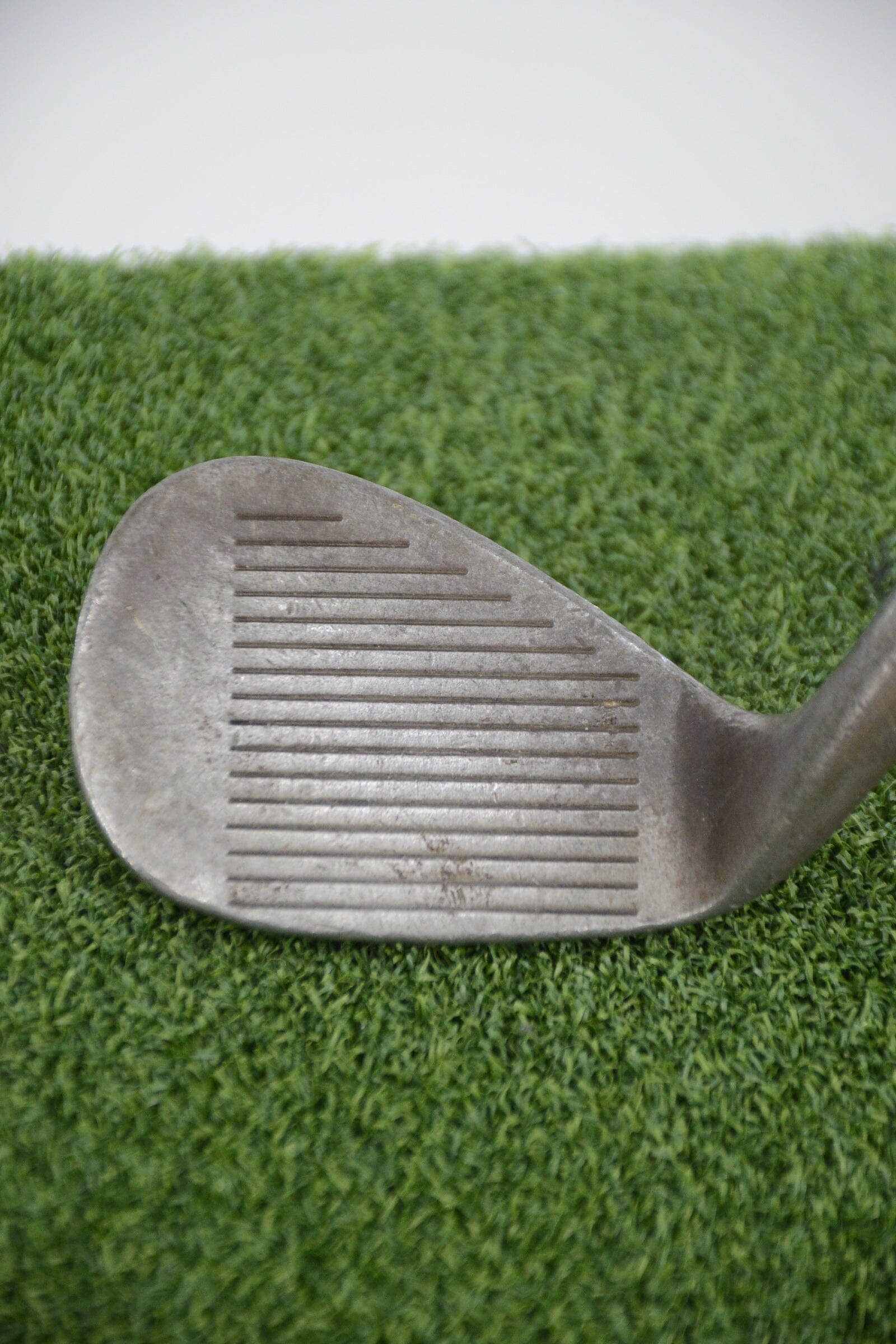 Cleveland 588 Tour Action 53 Degree Wedge S Flex 36.5" Golf Clubs GolfRoots 