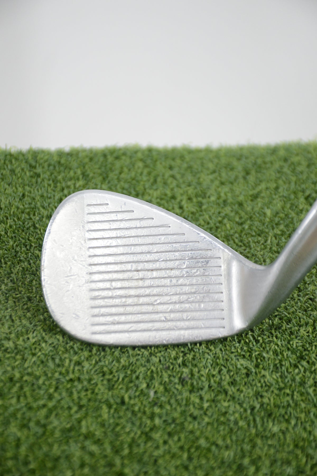 Titleist Vokey Chrome 200 Series 52 Degree Wedge S Flex 35.5"