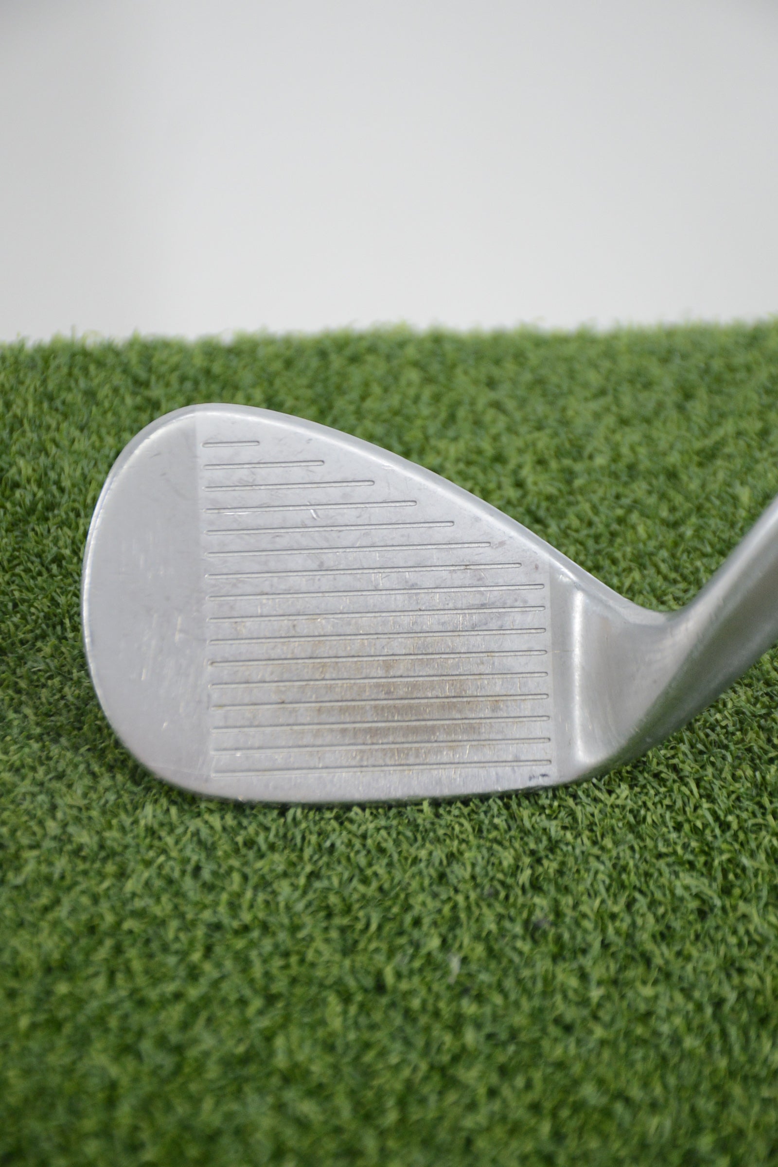 Titleist Vokey Chrome 200 Series 52 Degree Wedge Wedge Flex 35.5"