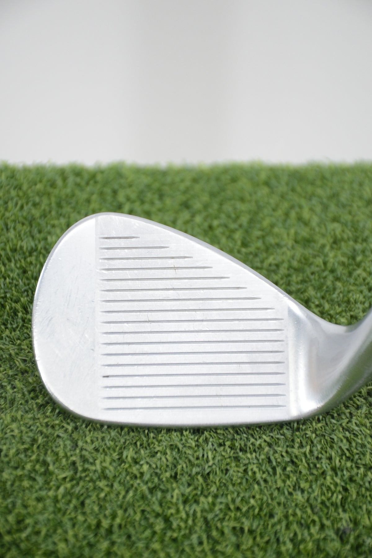 Titleist Vokey SM9 Tour Chrome 54 Degree Wedge S Flex 35"