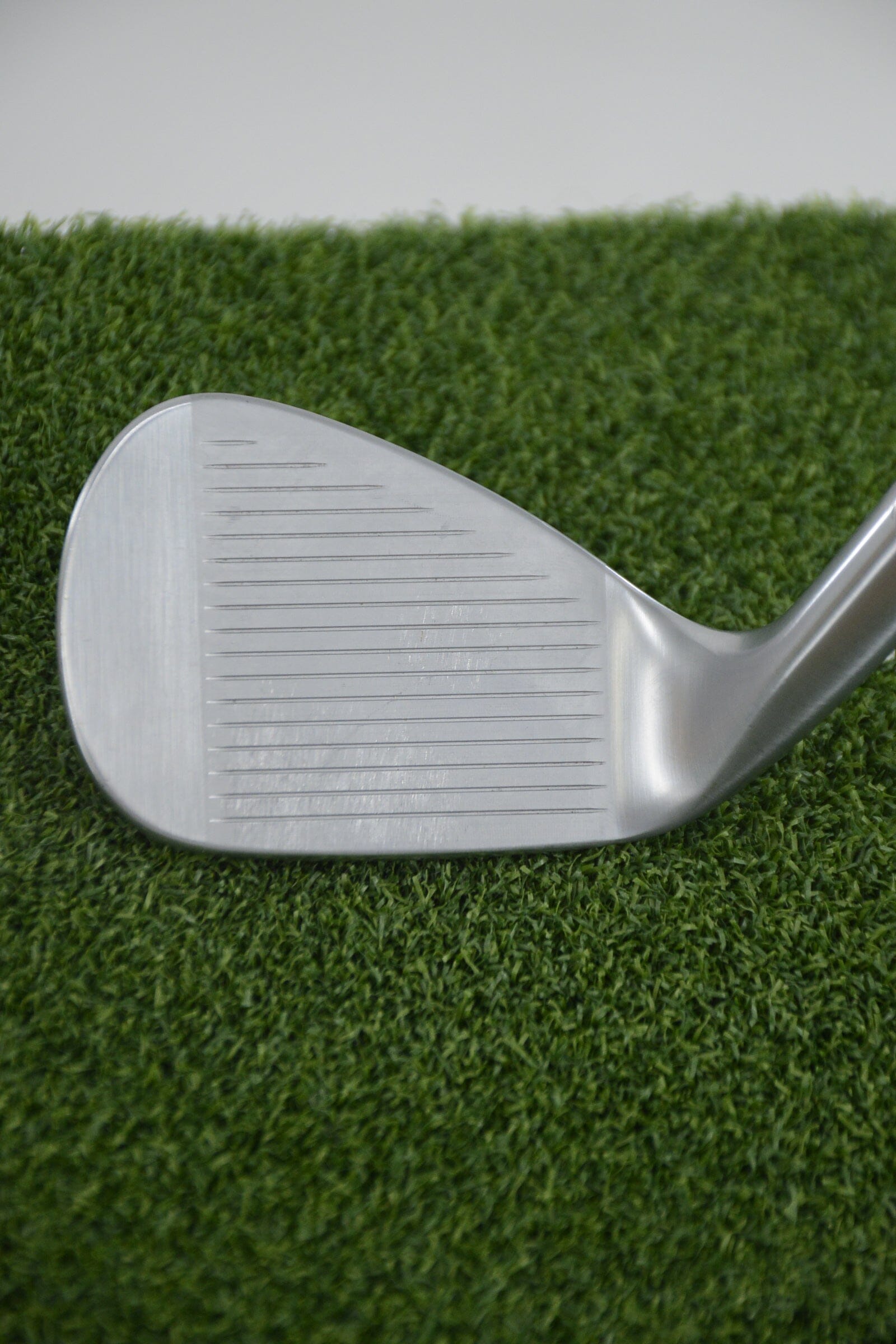 Titleist Vokey SM10 Tour Chrome 52 Degree Wedge Wedge Flex 35.25" Golf Clubs GolfRoots 