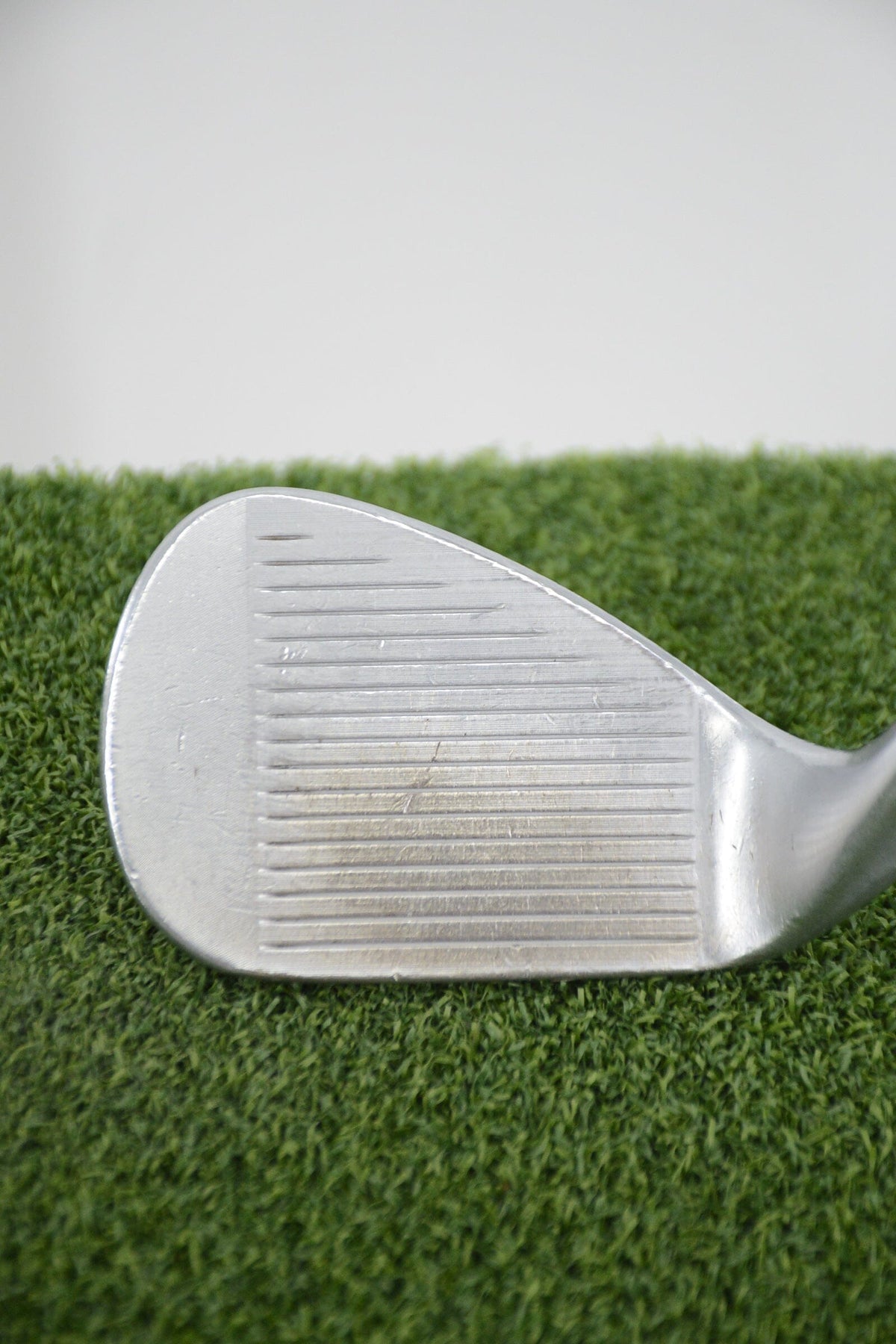 Titleist Vokey SM8 Tour Chrome 52 Degree Wedge S Flex 35.25" Golf Clubs GolfRoots 