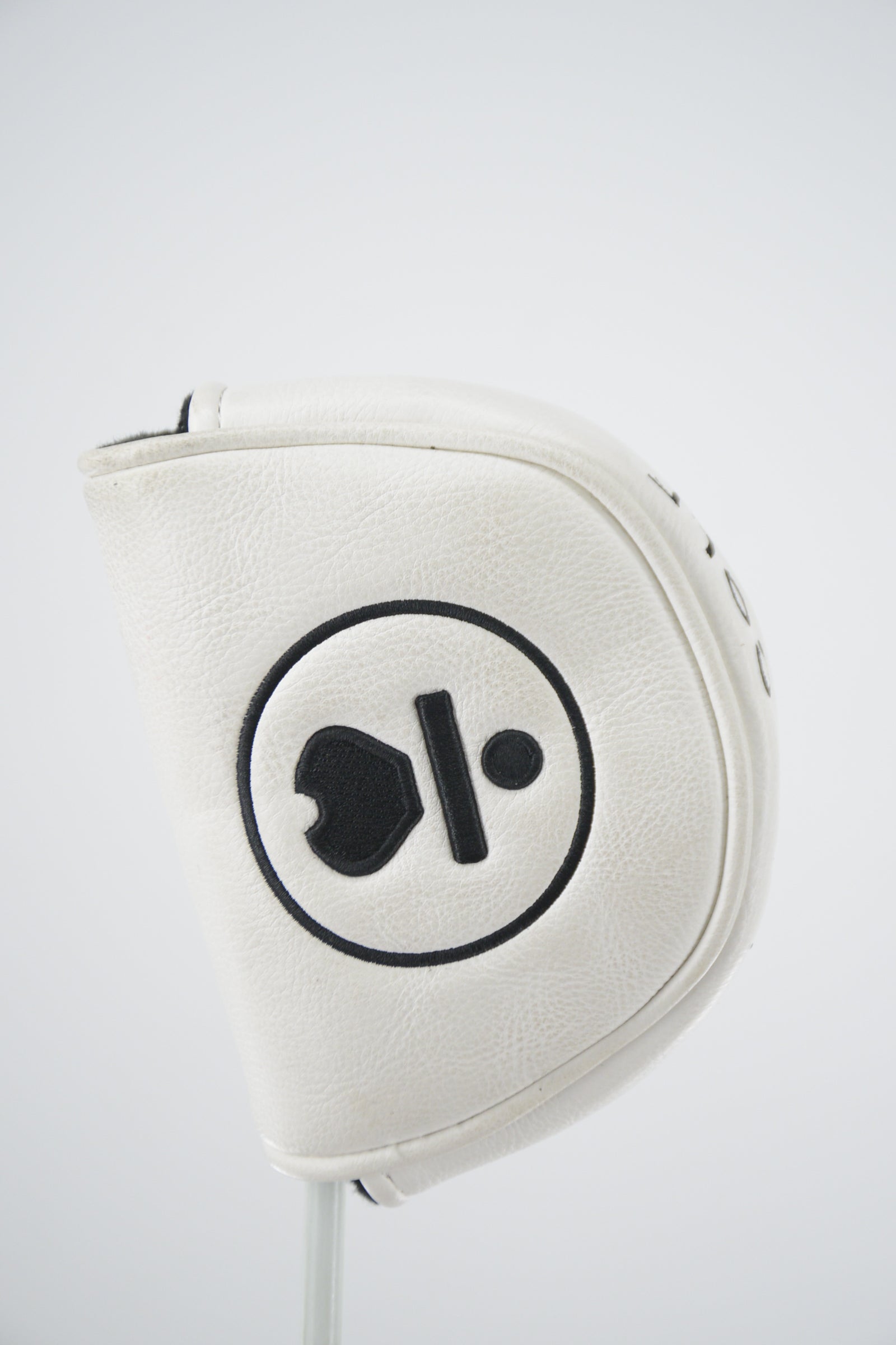 L.A.B. Golf White Mid Mallet Putter Headcover