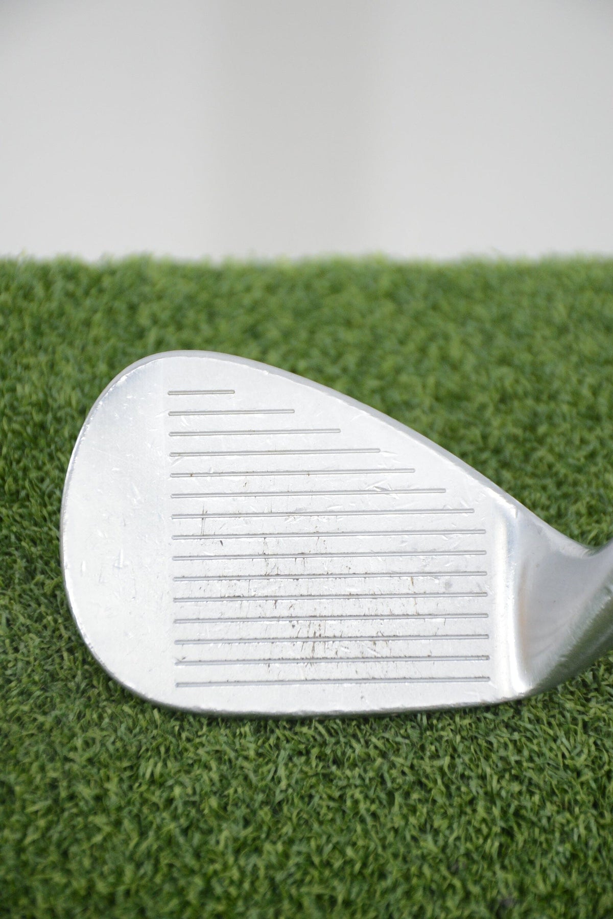 Fourteen Mt-28 V5 Nickel Chrome 52 Degree Wedge Wedge Flex 35" Golf Wedges Fourteen 