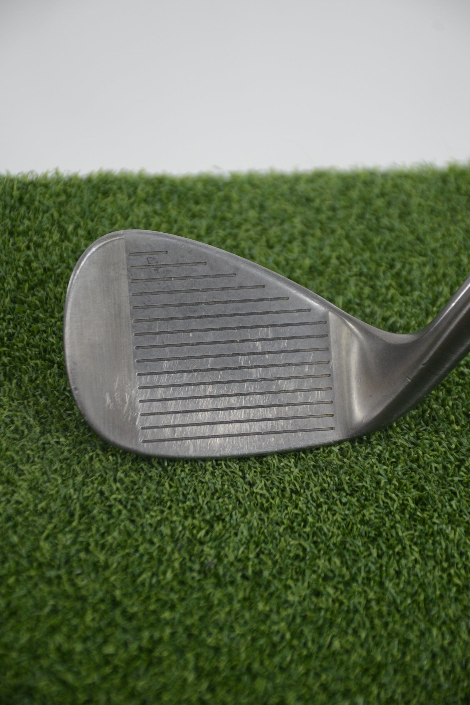 Cleveland CG12 Black Pearl 52 Degree Wedge Wedge Flex 35.5" Golf Clubs GolfRoots 