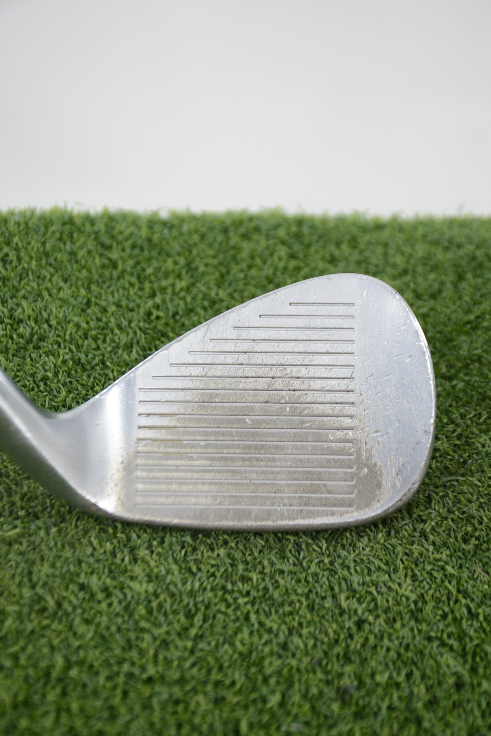 Lefty TaylorMade Milled Grind Satin Chrome 60 Degree Wedge Wedge Flex 35.25"