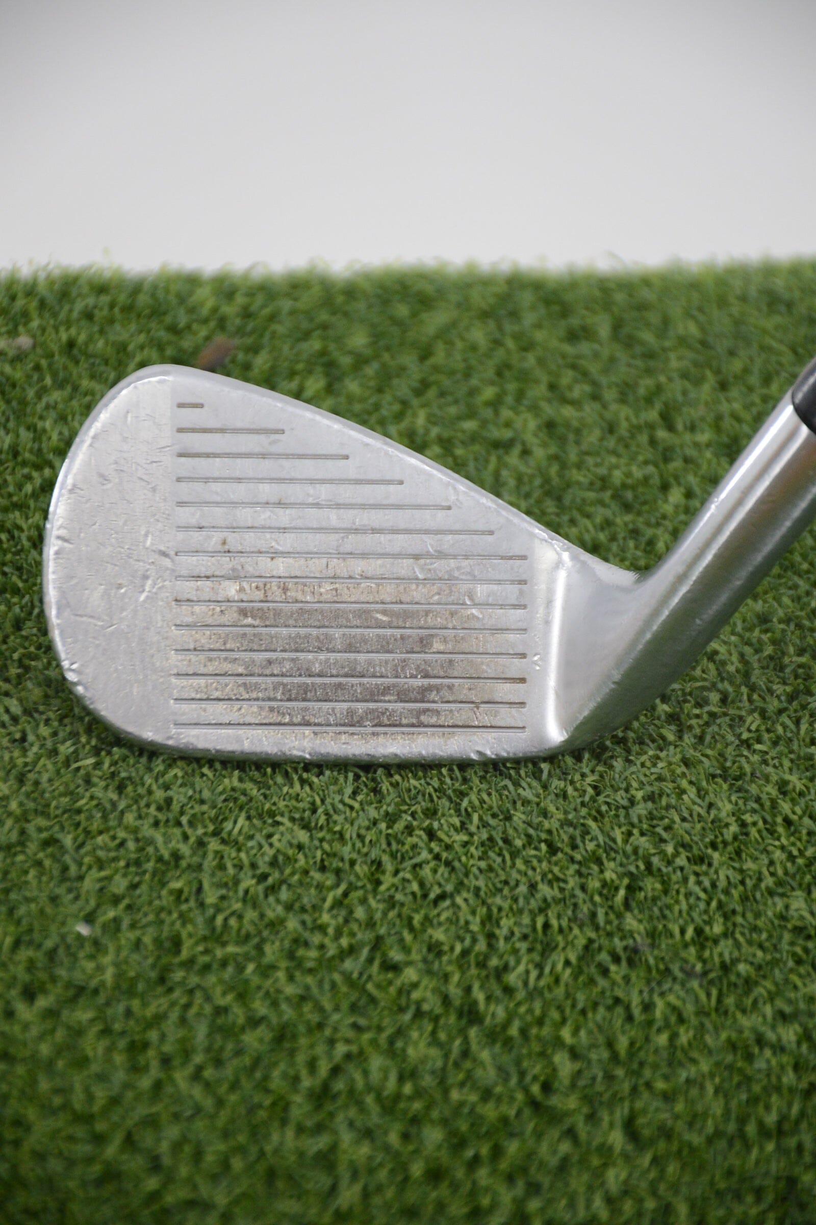 Titleist T100 PW S Flex 35.5"