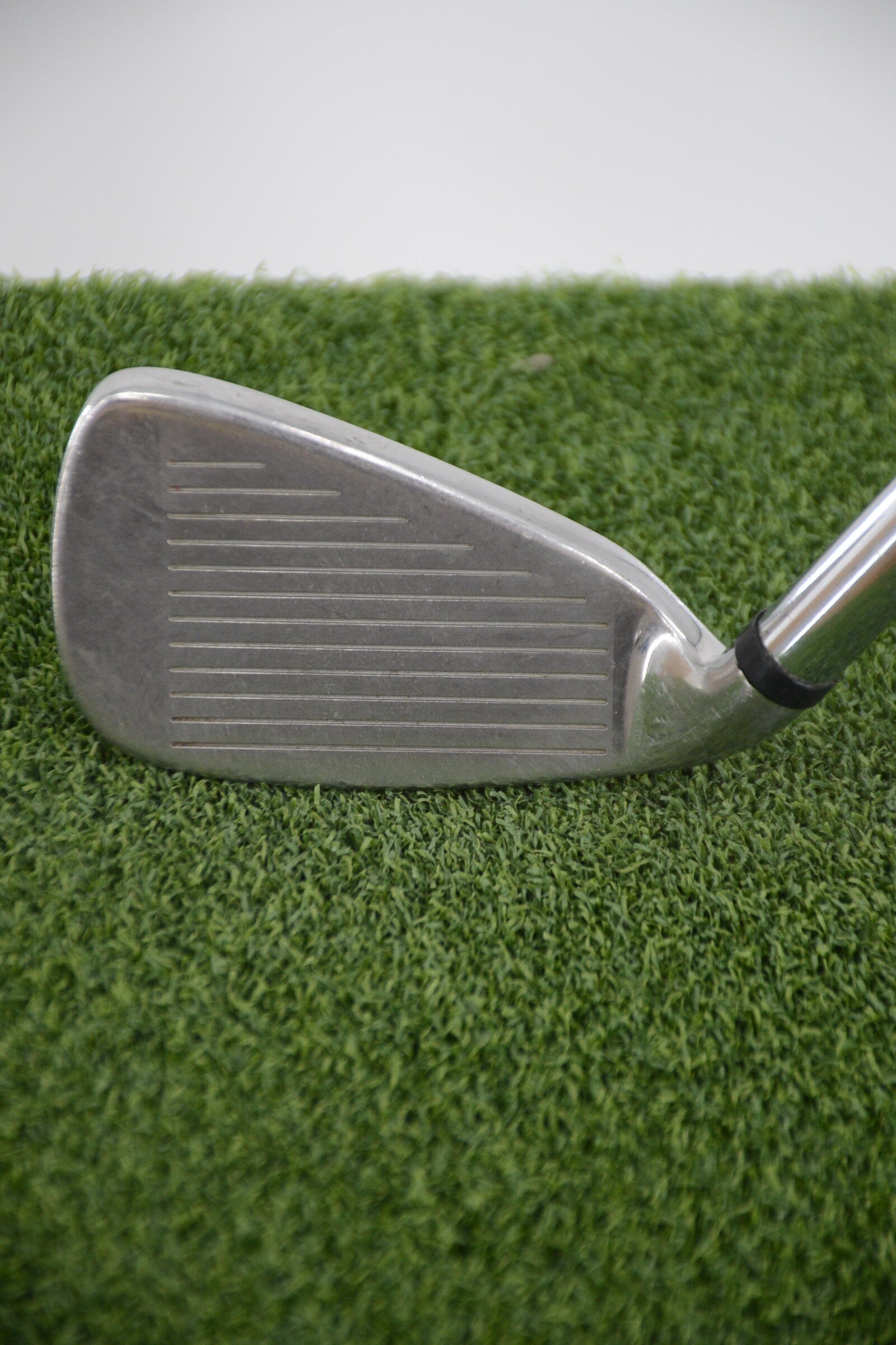 Wilson Deep Red 4 Iron R Flex 38.5" Golf Clubs GolfRoots 