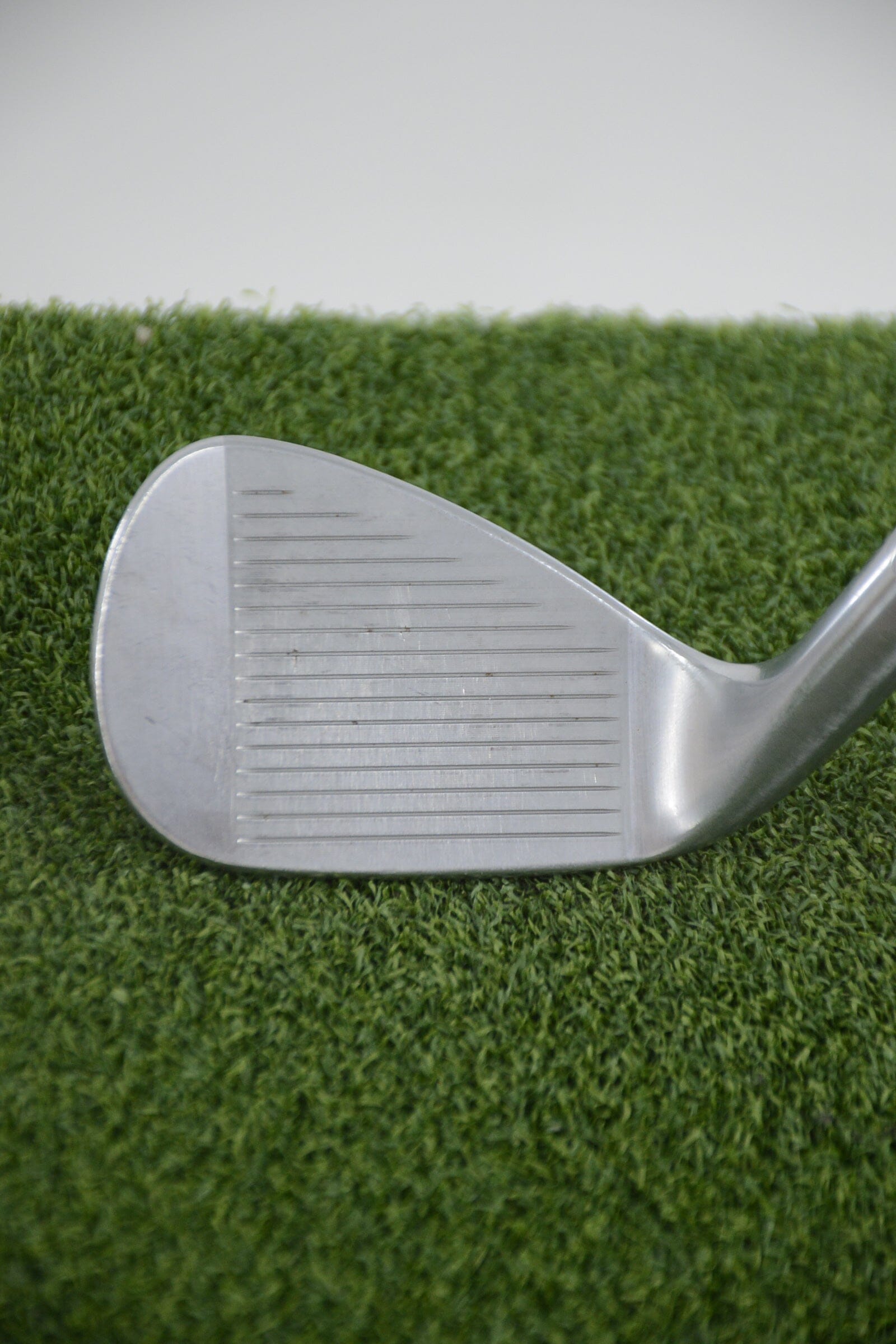 Titleist Vokey SM8 Tour Chrome 46 Degree Wedge Wedge Flex 35.5"