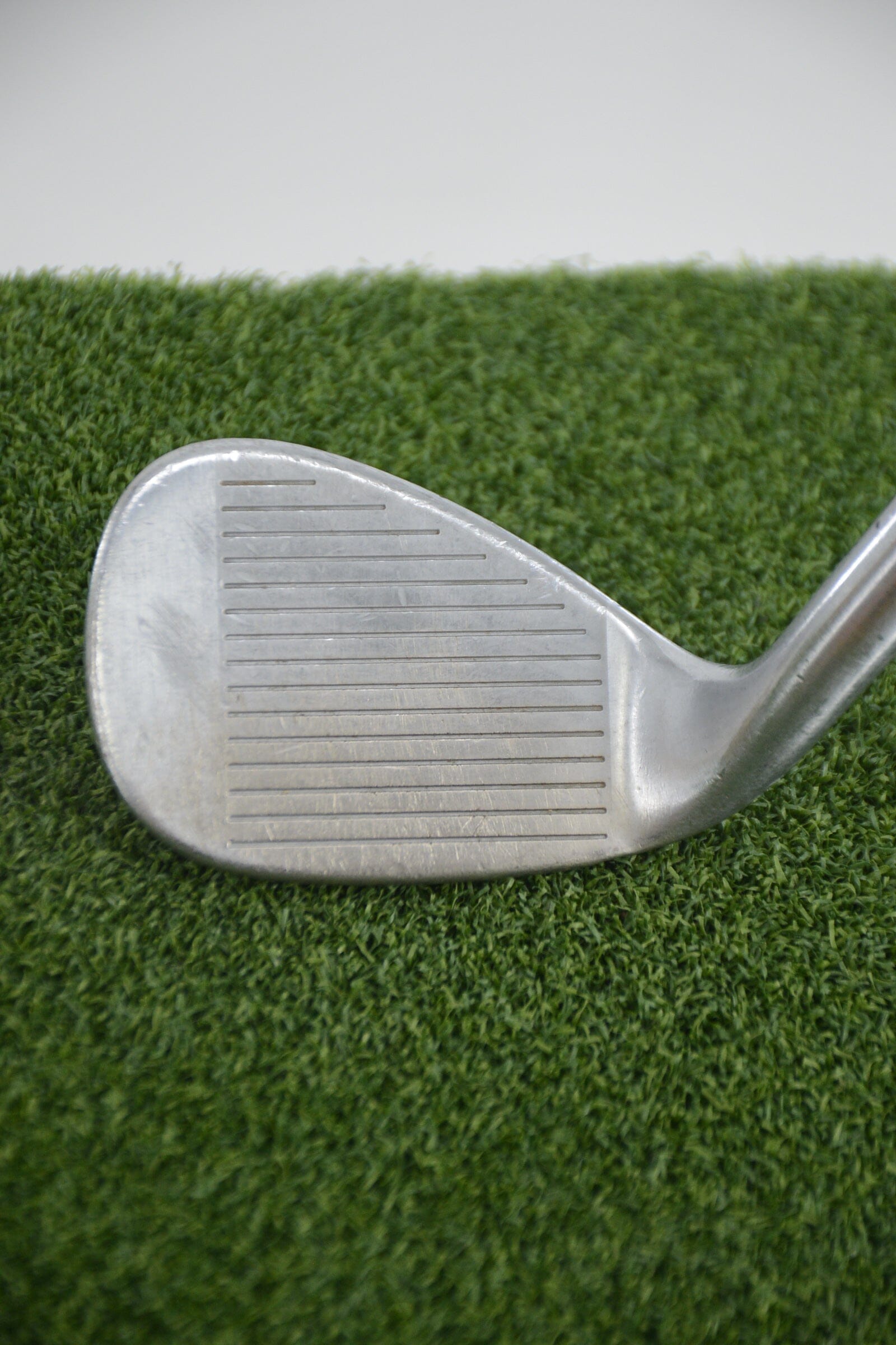 Cleveland CG11 Chrome 52 Degree Wedge Wedge Flex 35.75" Golf Clubs GolfRoots 