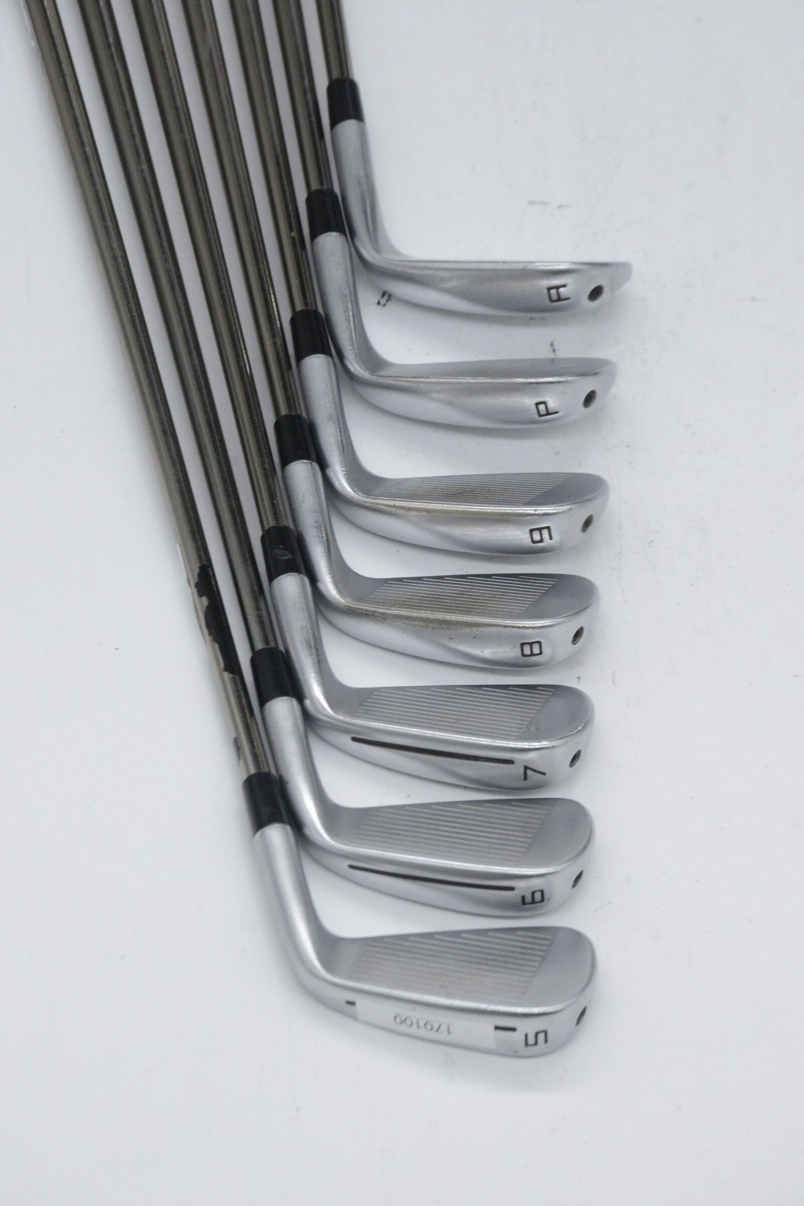 Lefty TaylorMade P790 2023 5-AW Iron Set R Flex Std Length