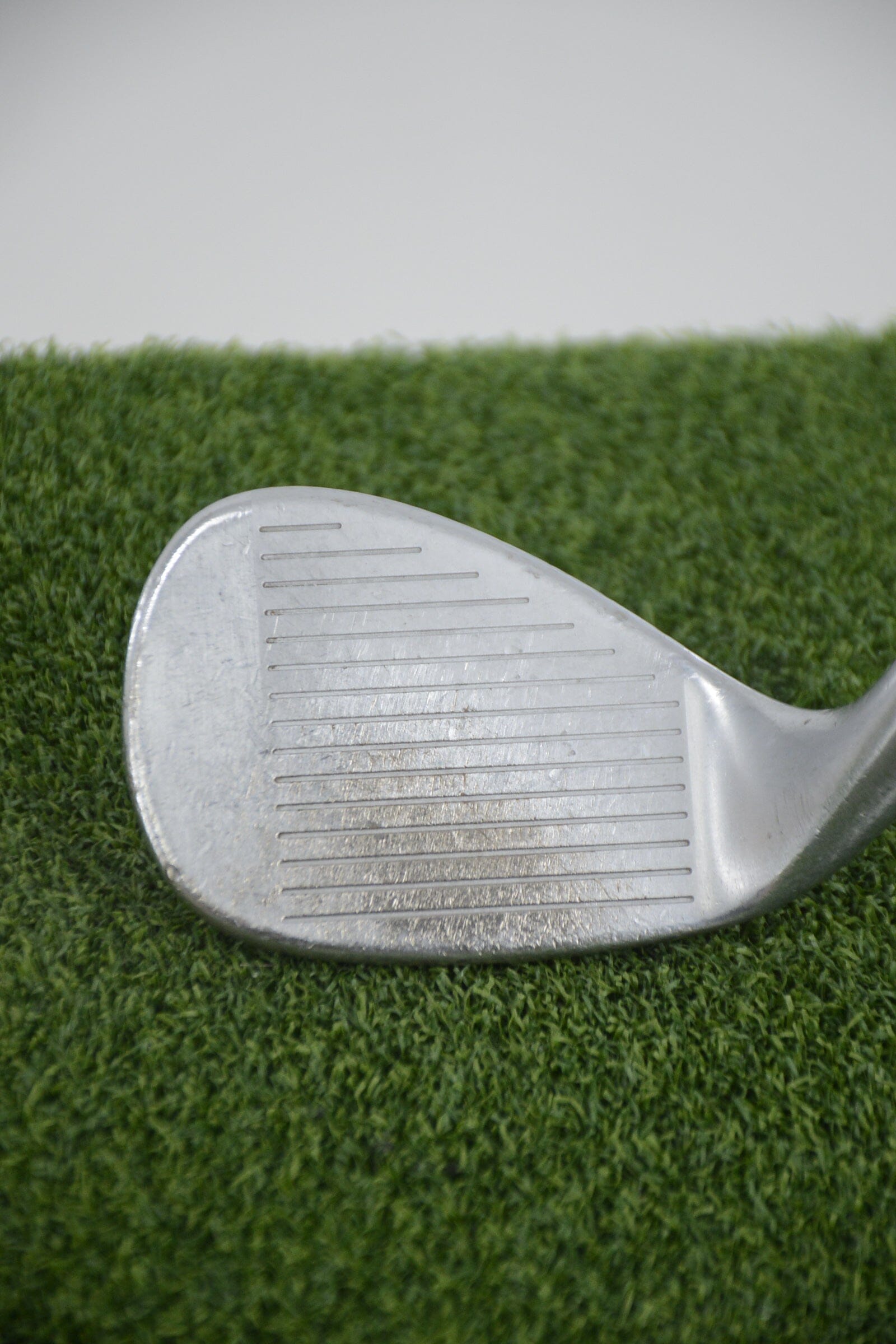 Cleveland CG10 Chrome 54 Degree Wedge Wedge Flex 35.25" Golf Clubs GolfRoots 