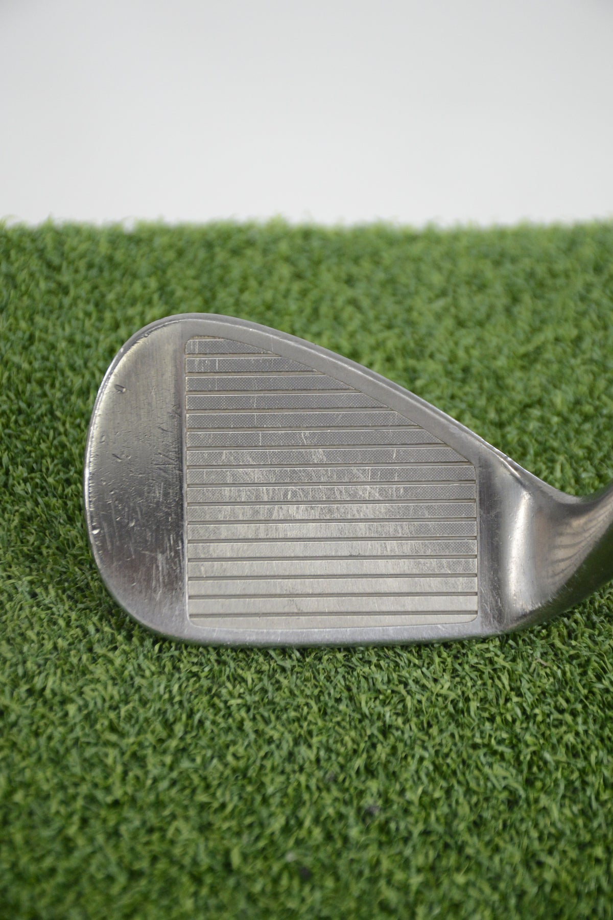 TaylorMade Tour Preferred EF ATV 52 Degree Wedge S Flex 36"