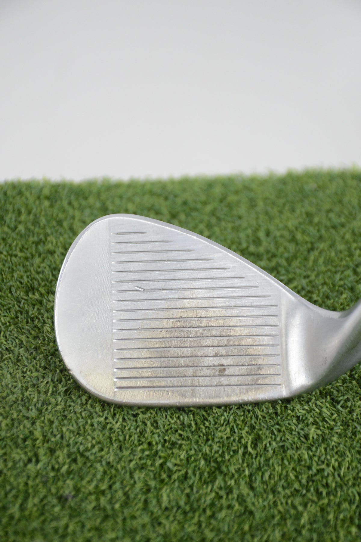 Titleist Vokey SM8 Tour Chrome 56 Degree Wedge Wedge Flex 35"
