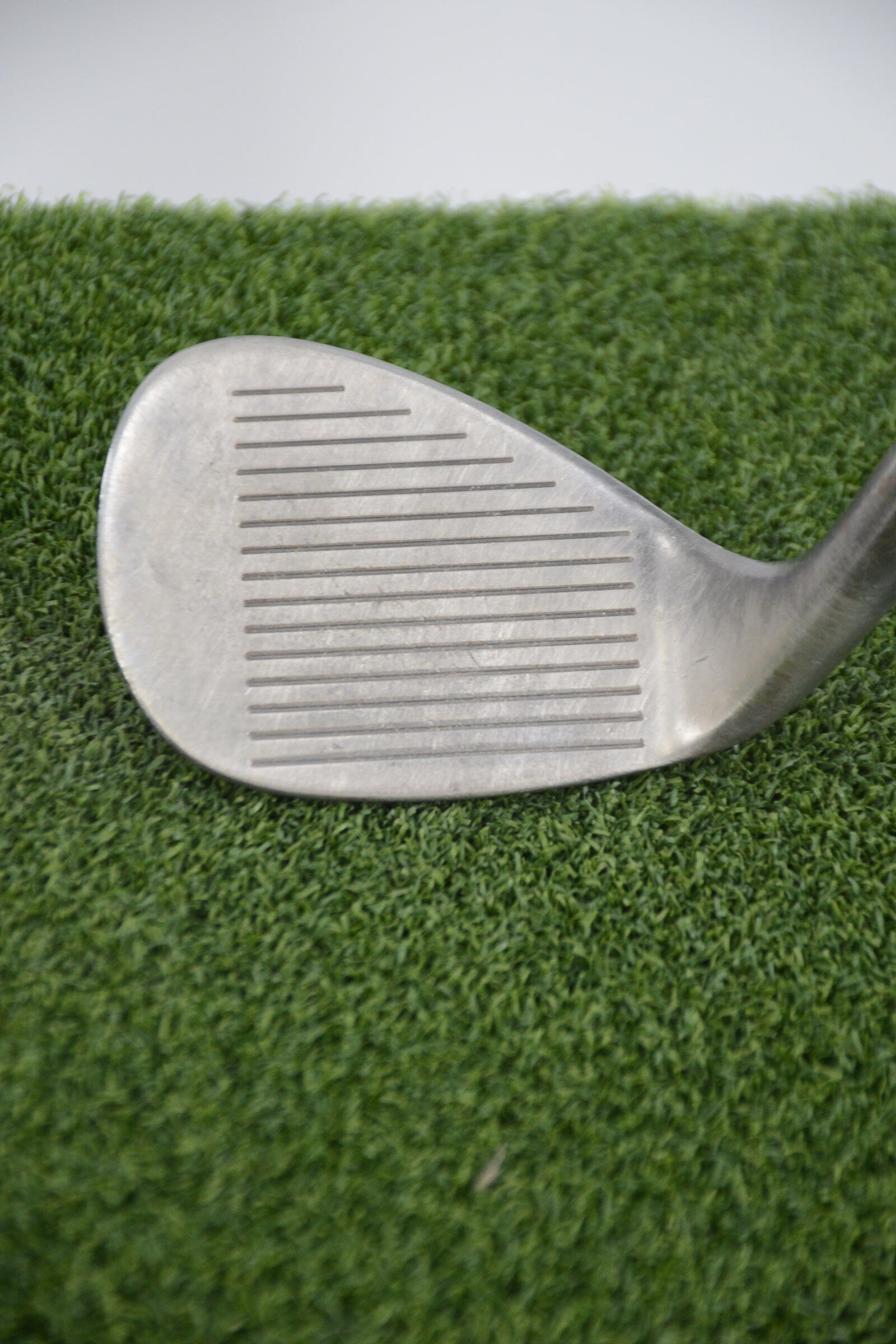 Cleveland CG12 Chrome 56 Degree Wedge Wedge Flex 35" Golf Clubs GolfRoots 